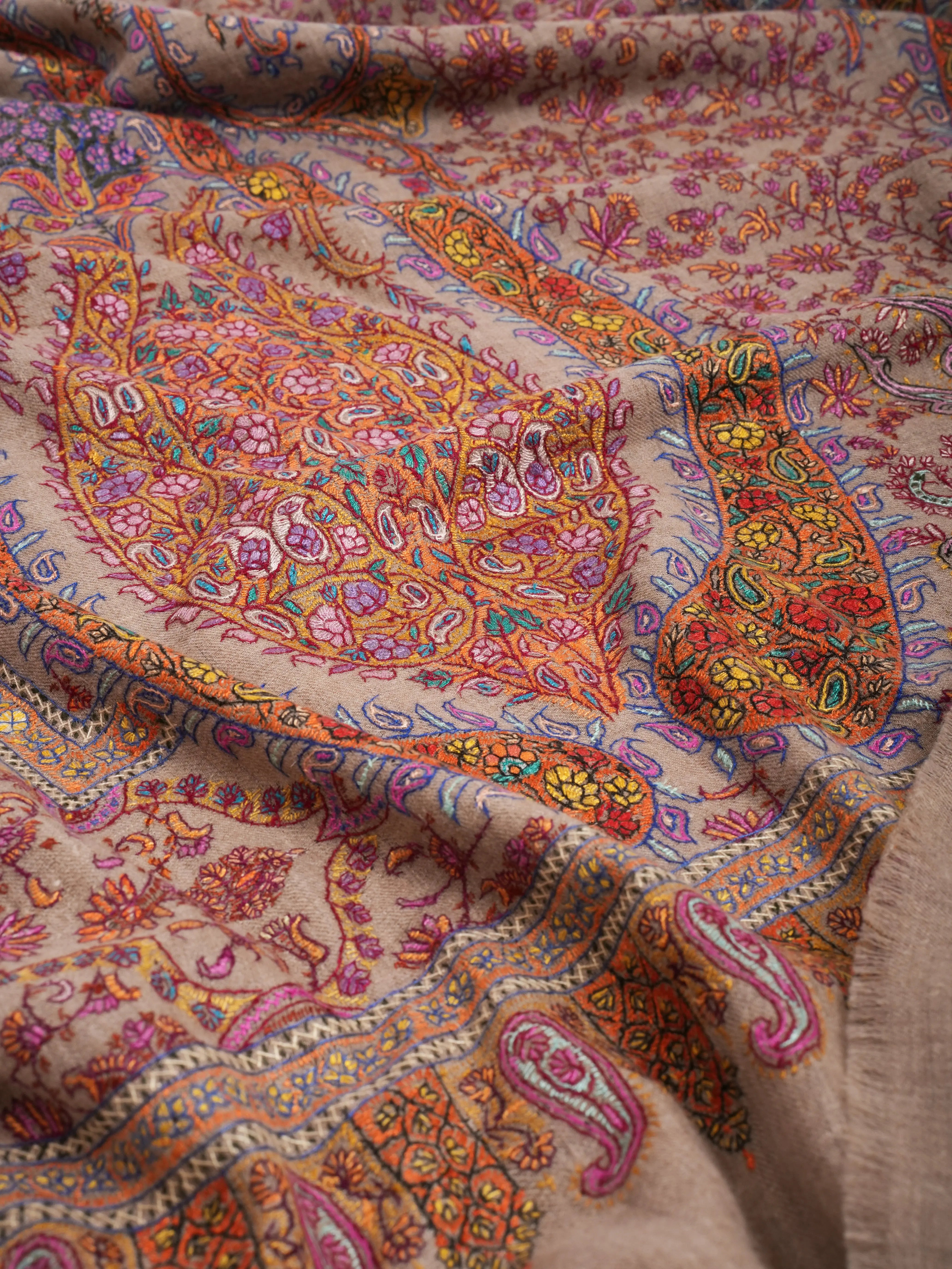Taupe Artistic Kashmiri Pashmina Jamavar Shawl Shahkaar