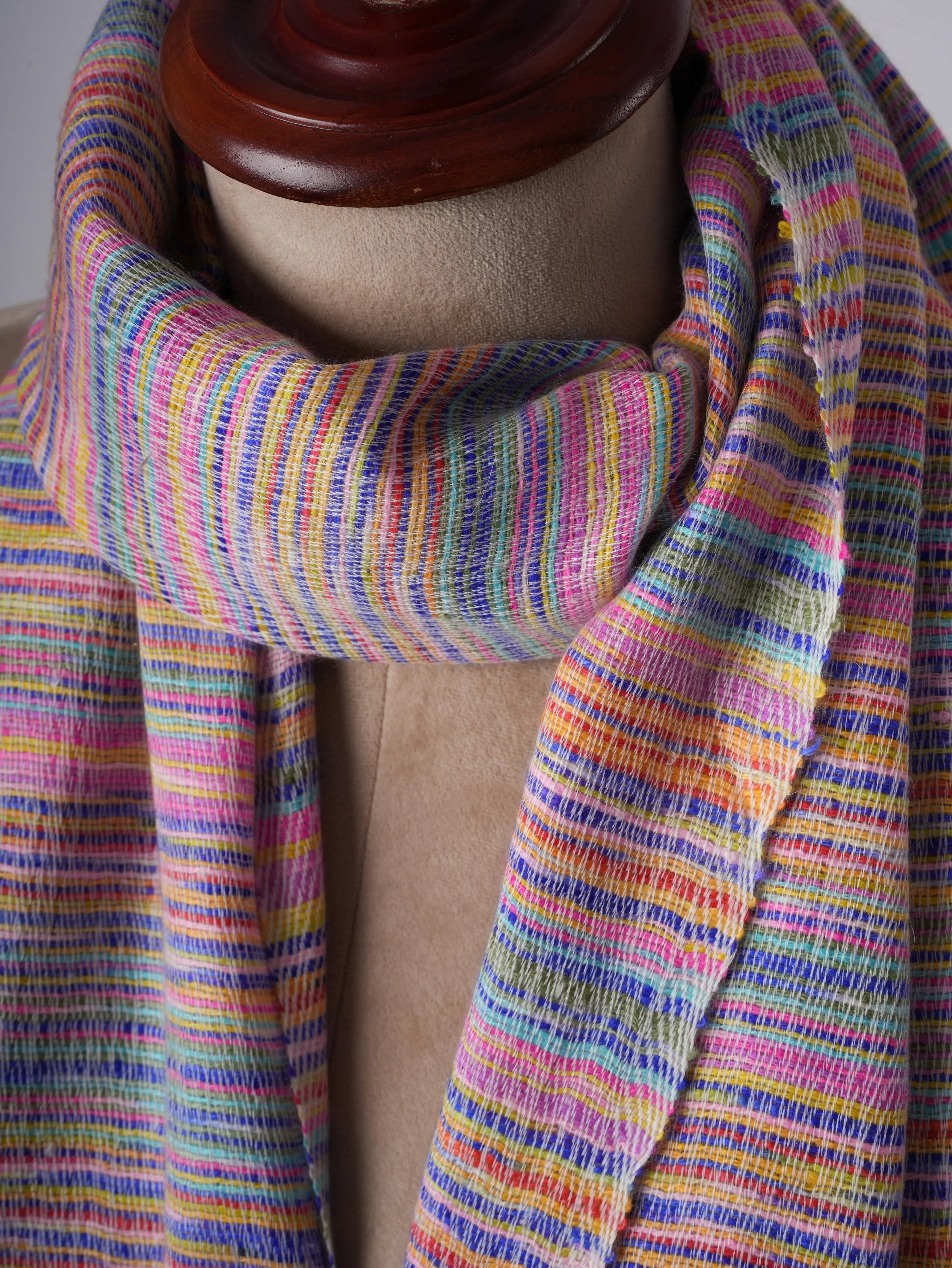 Thick Buttersoft Handloomed Cashmere Scarf – Authentic Warmth Shahkaar