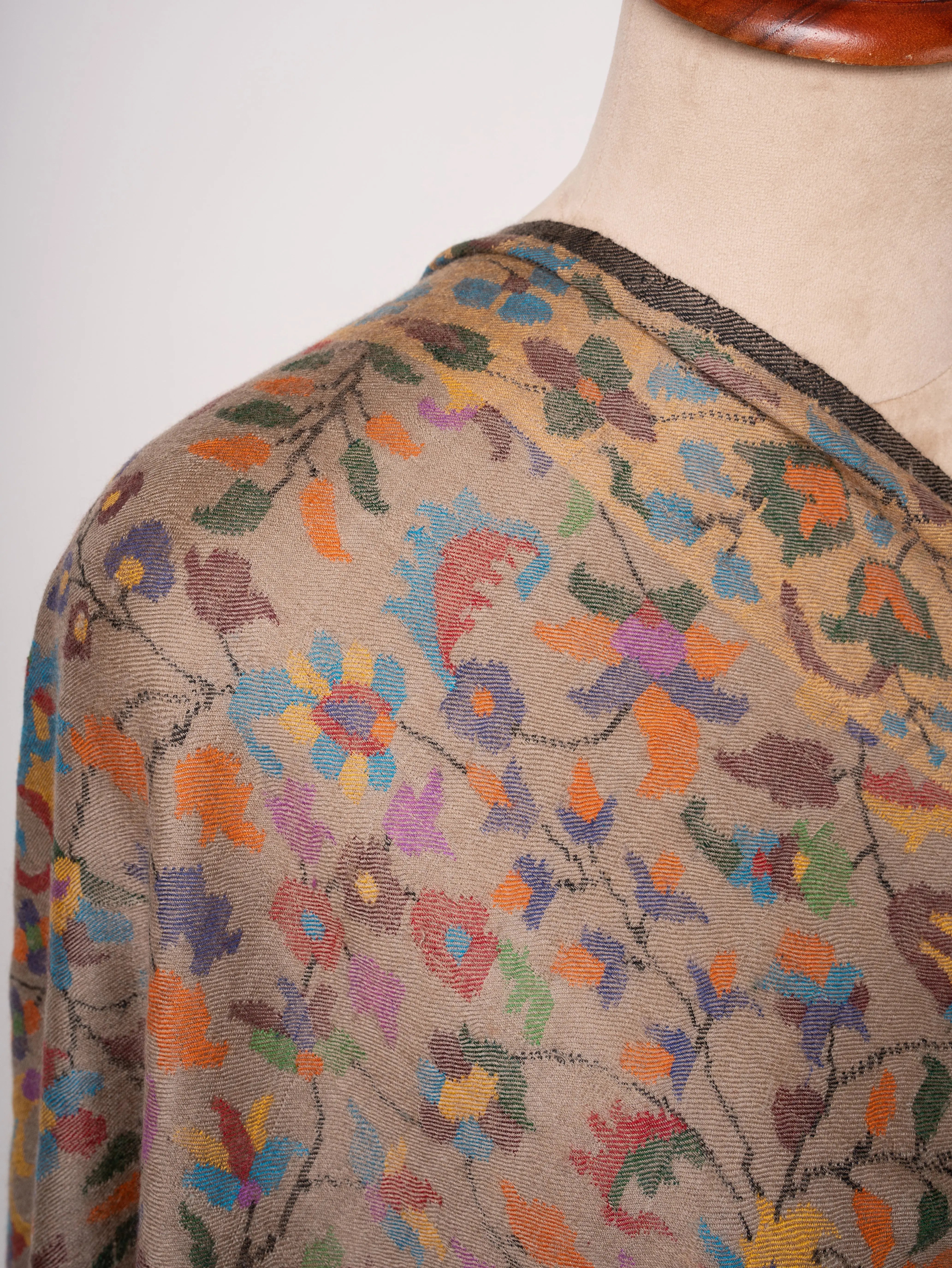 Toosh Color Kani Pashmina Shawl with Intricate Handwoven Motifs Shahkaar
