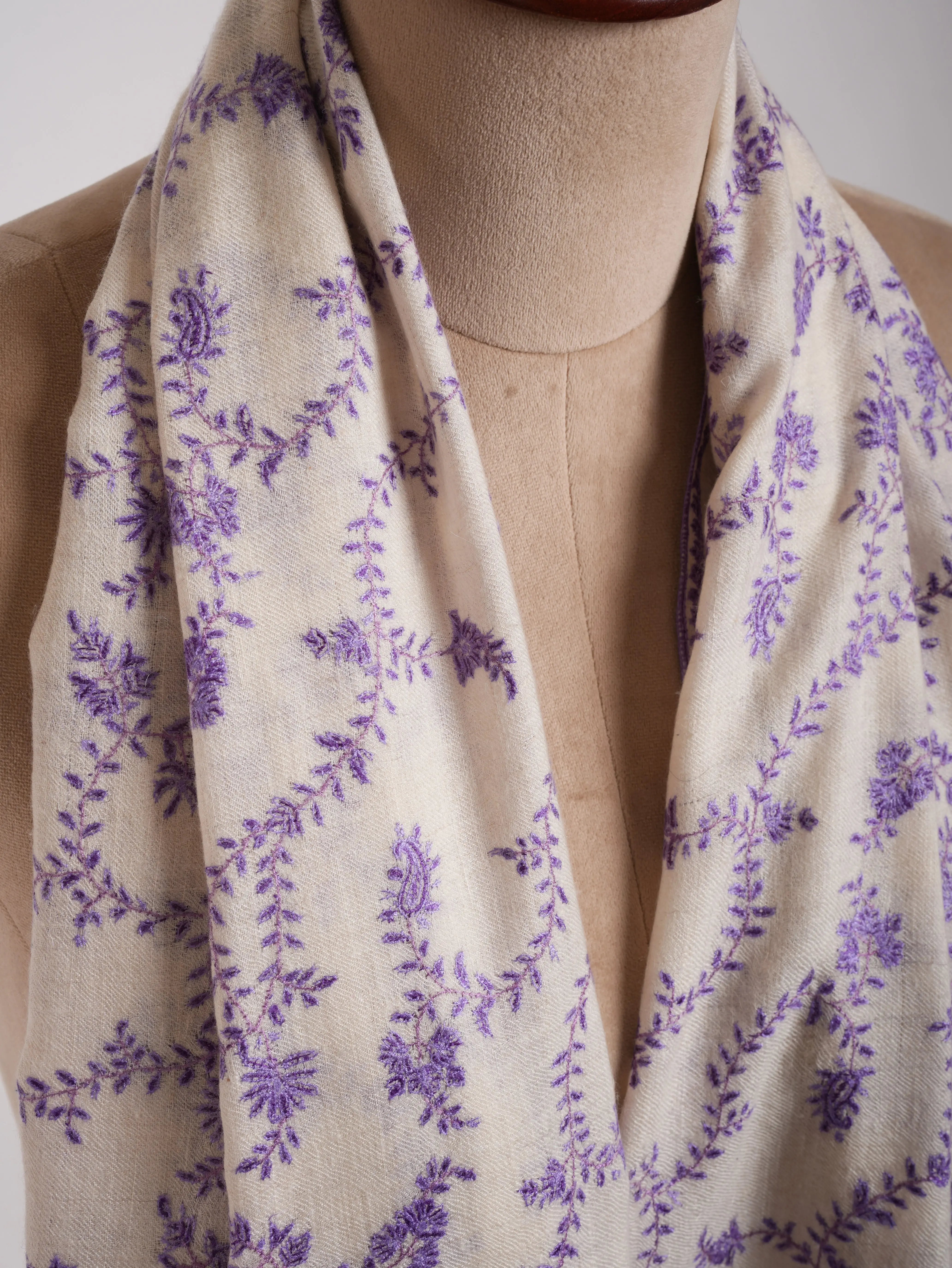 White Indian Warm Cashmere Stole with Sozni Embroidery Shahkaar