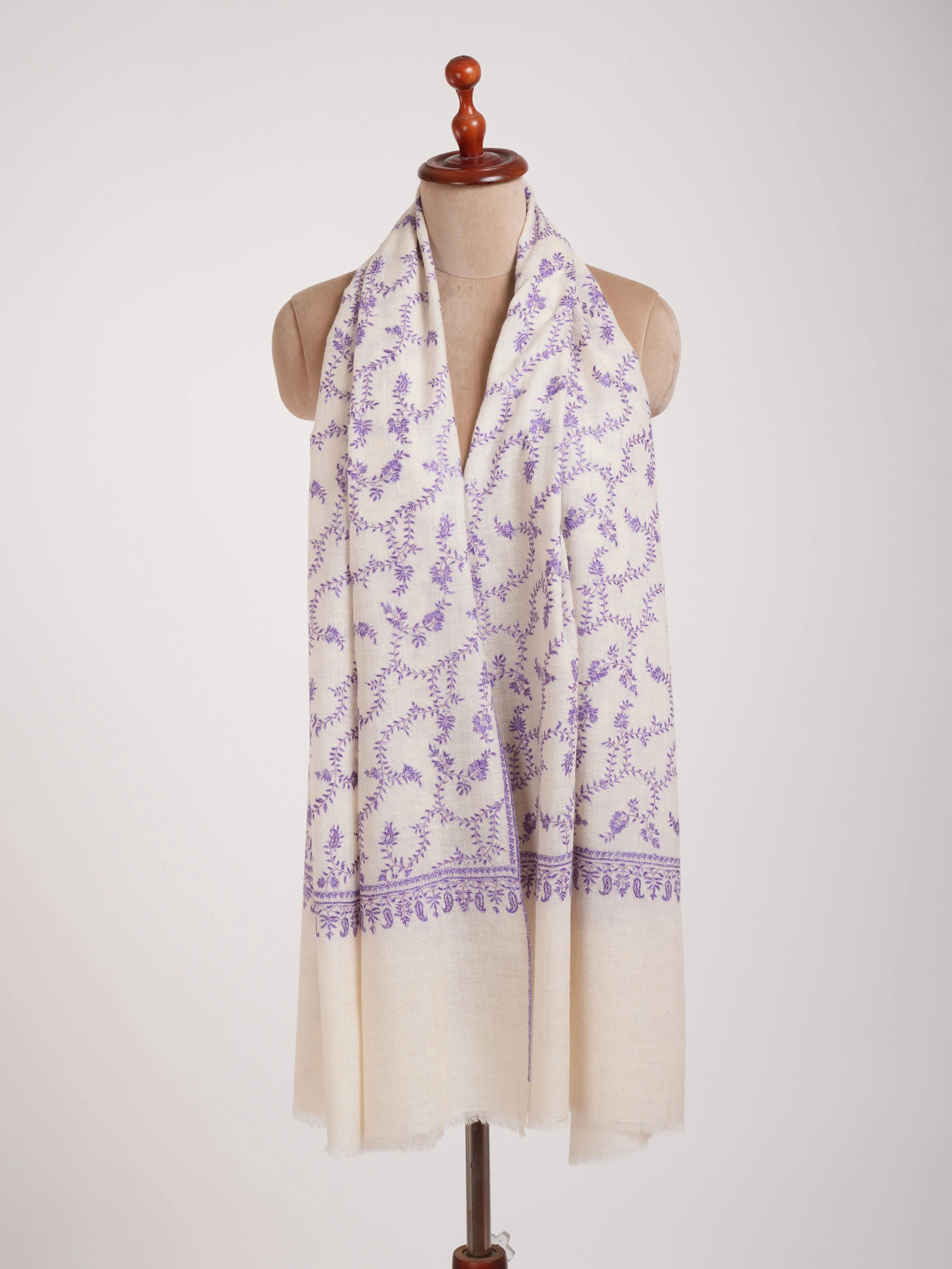 White Indian Warm Cashmere Stole with Sozni Embroidery Shahkaar