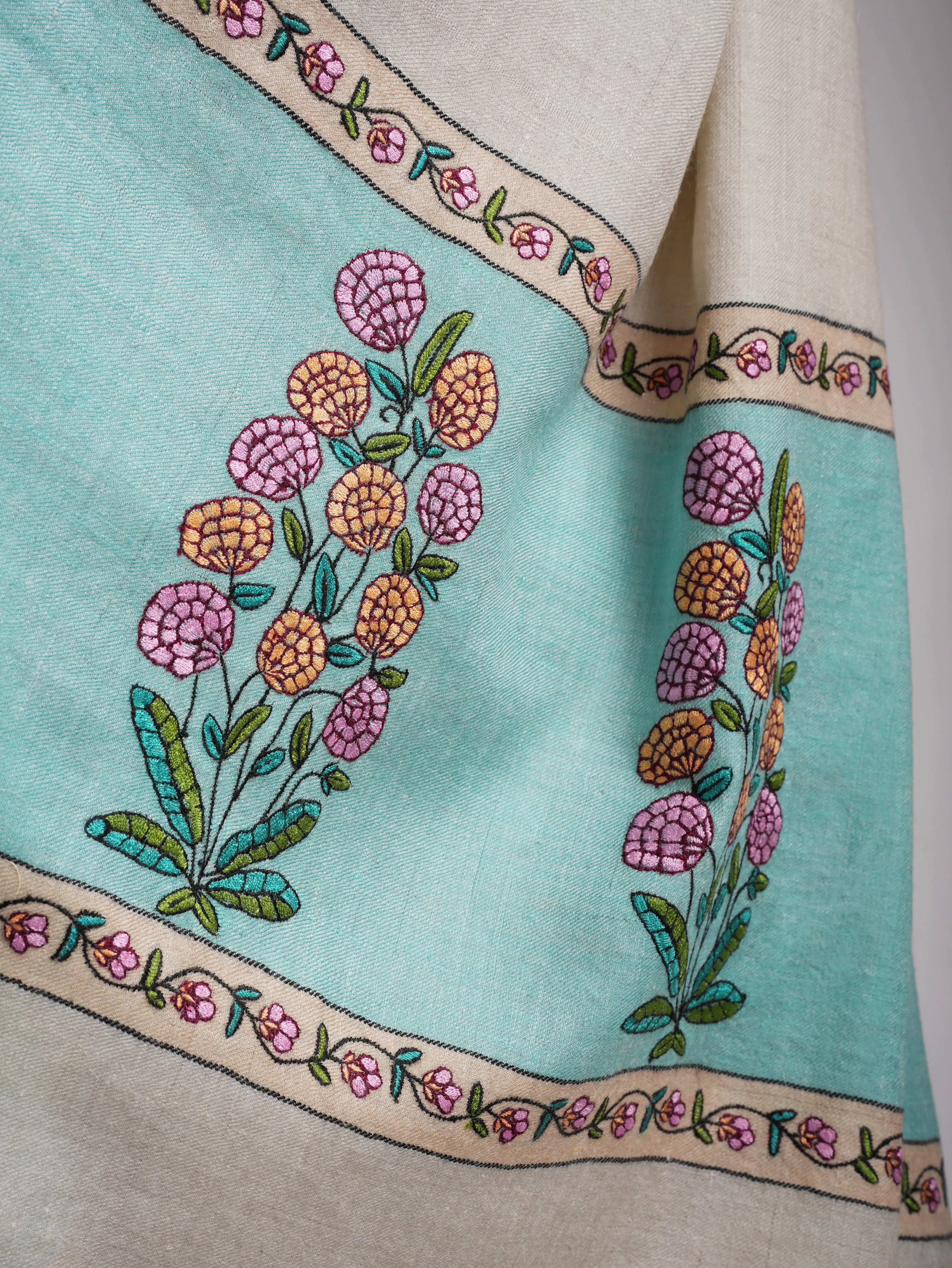 White Pashmina Shawl with Sozni Embroidery Shahkaar