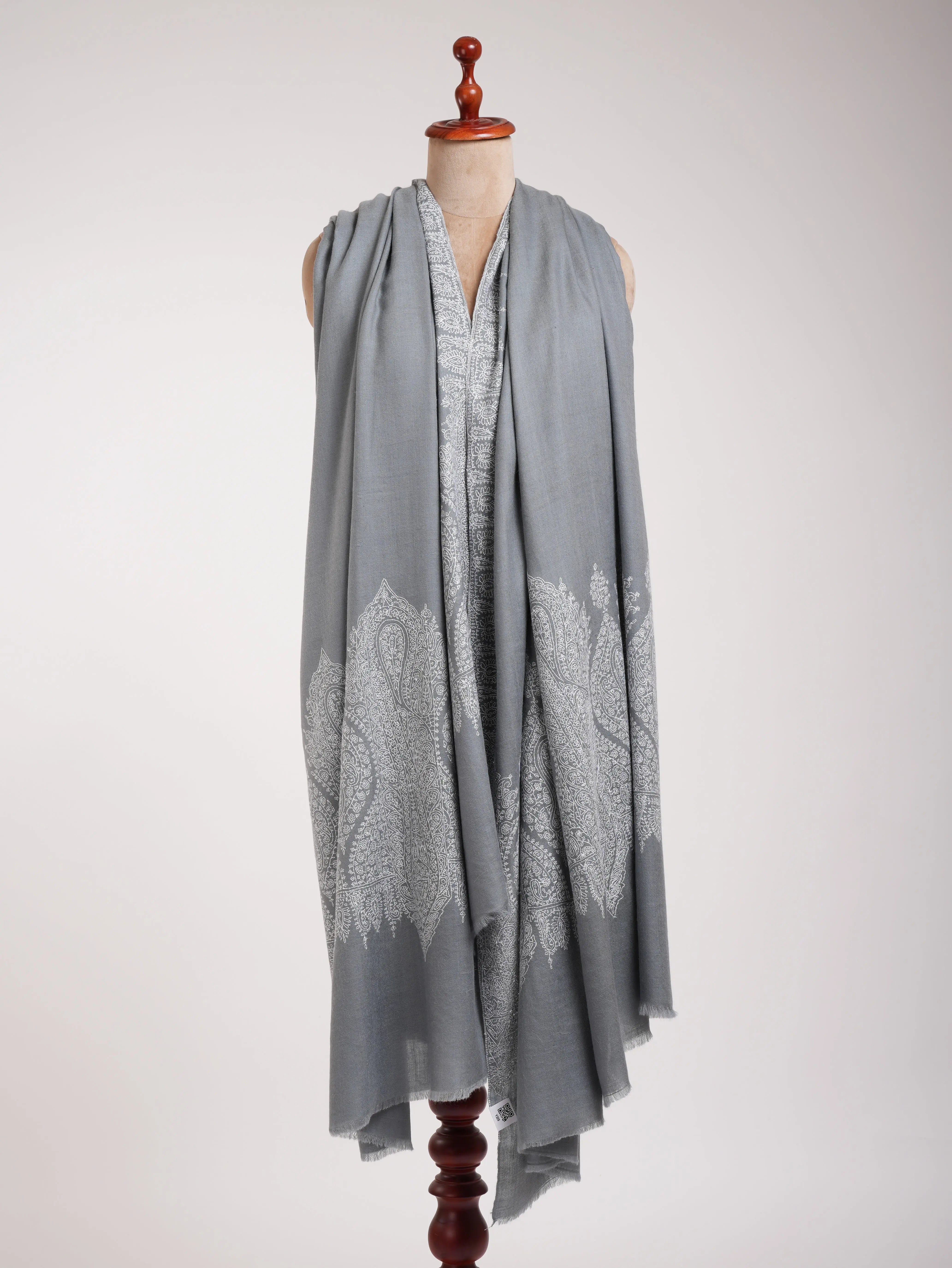 XL Gray Pashmina with White Sozni Embroidery Shawl Shahkaar