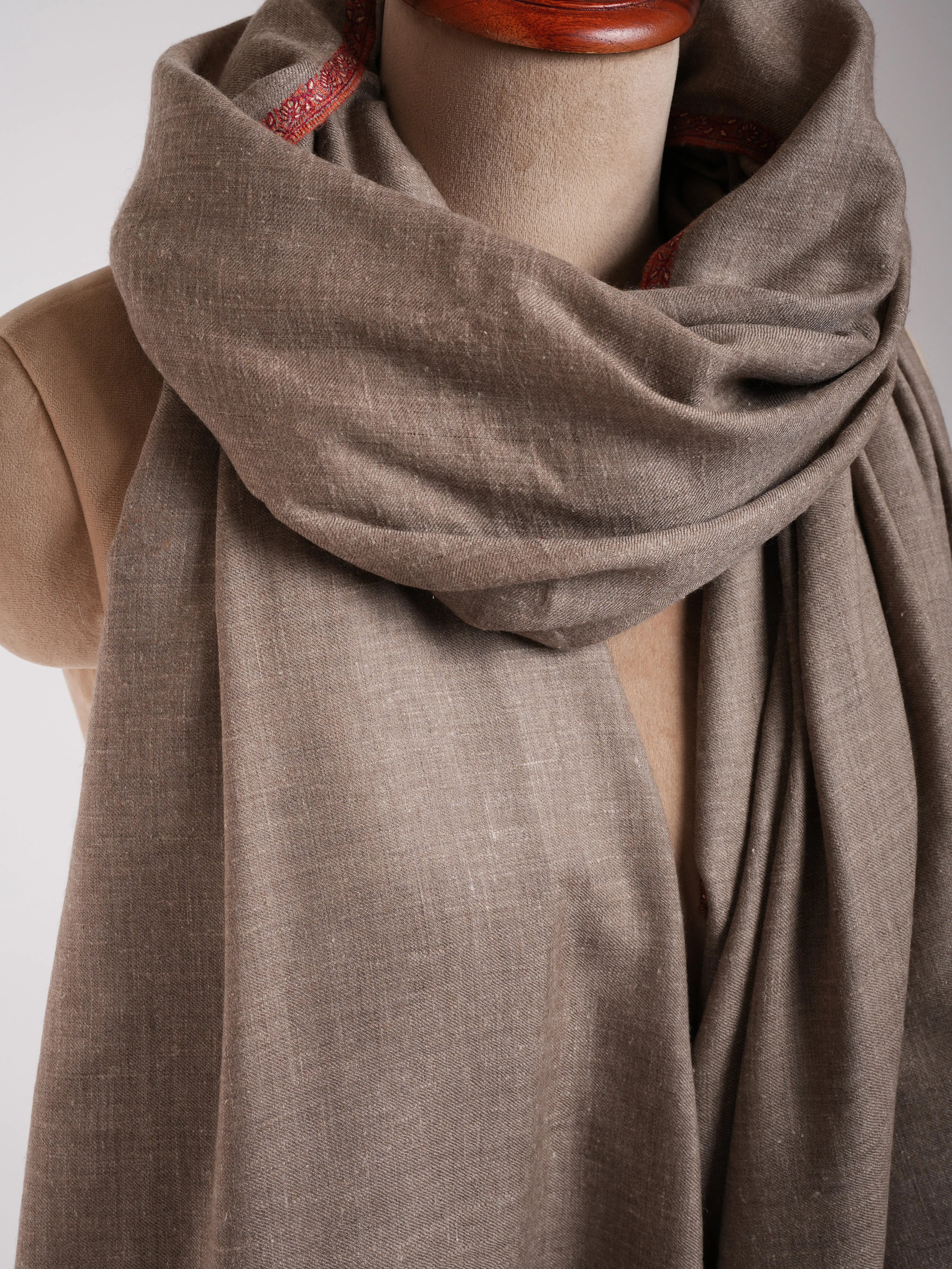 XL Grey Sozni Embroidered Pure Pashmina Shawl Shahkaar