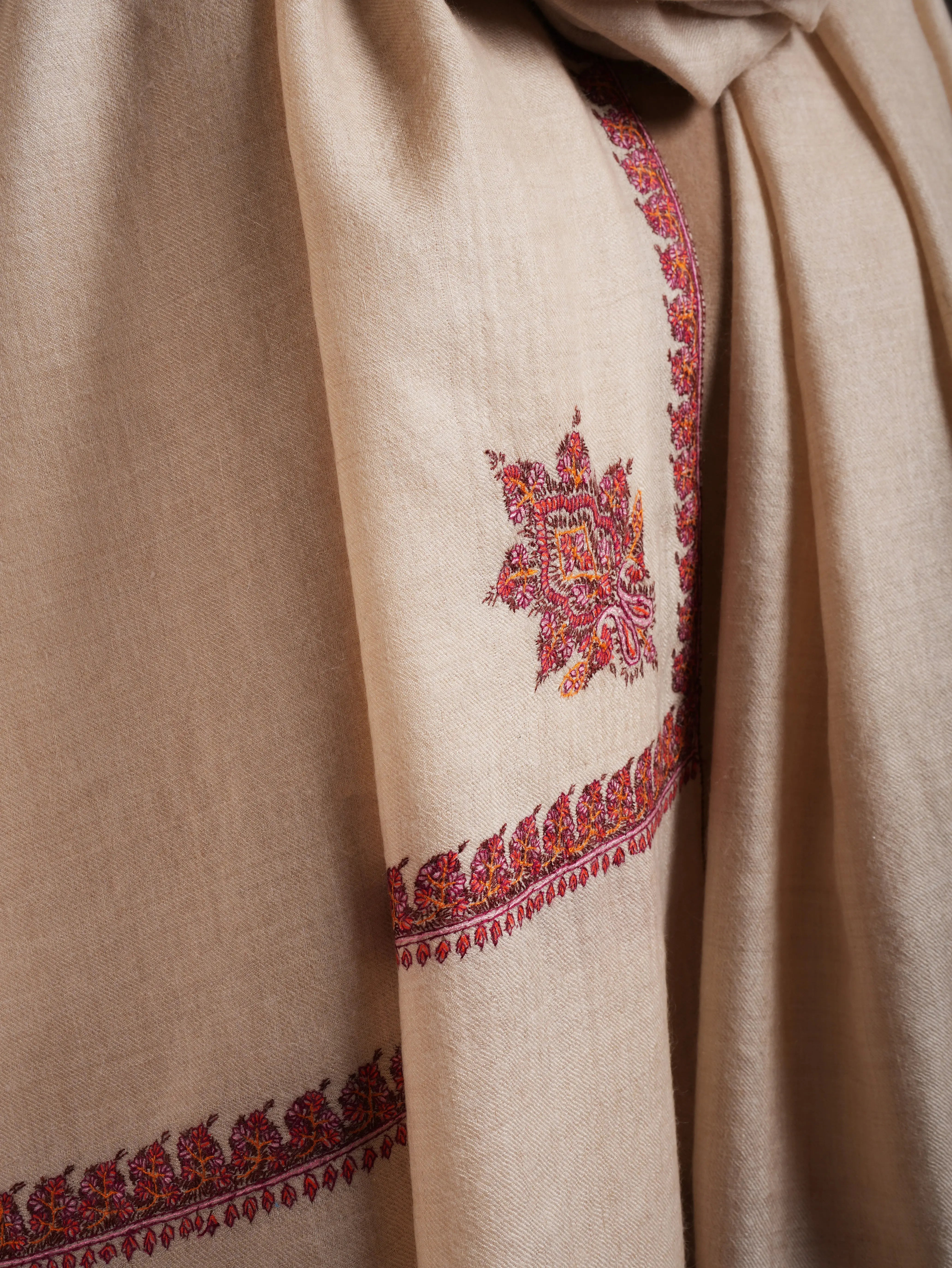 XL Hashia Embroidered Original Pashmina Shawl Shahkaar