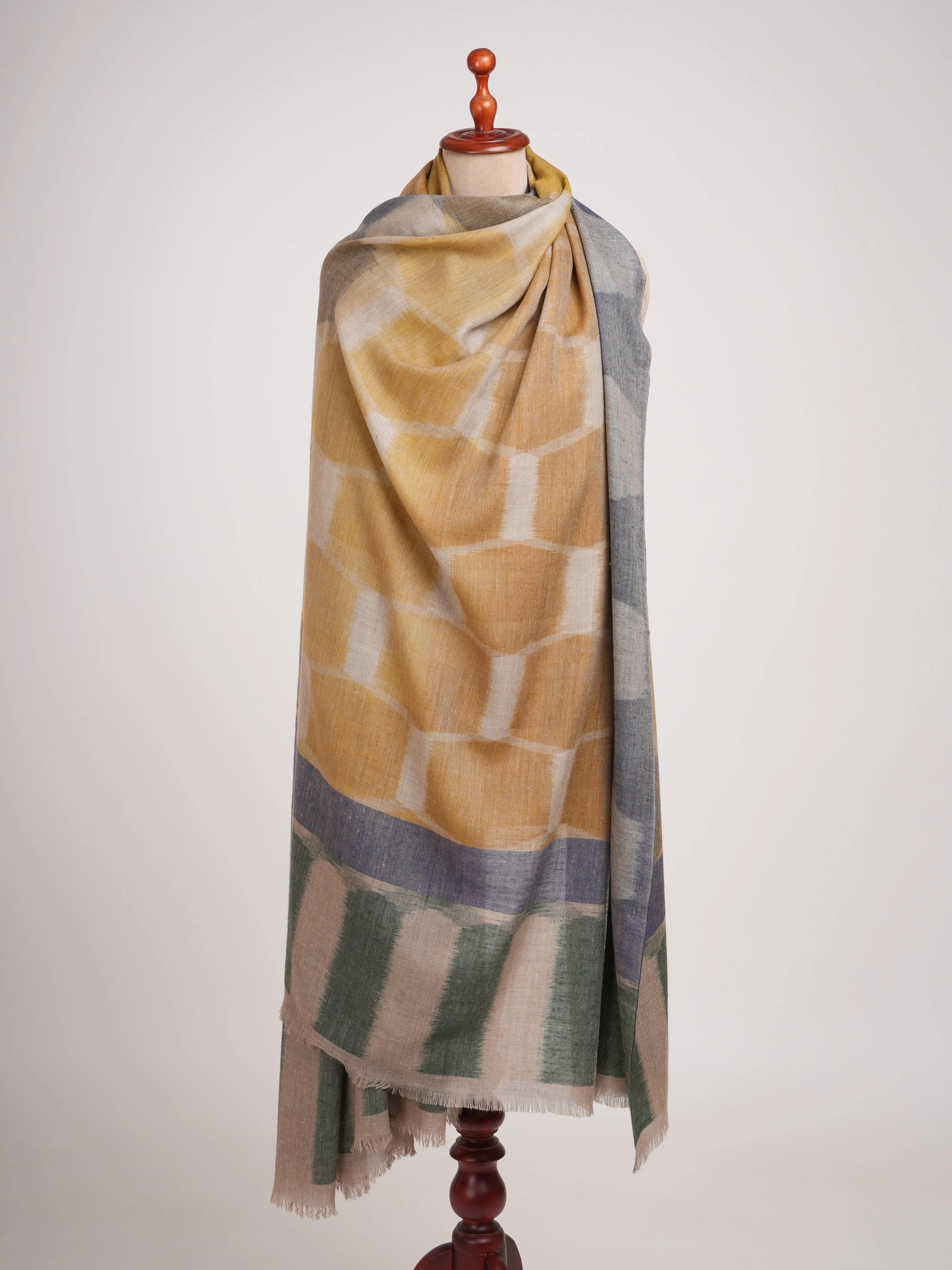 XL Modern Handwoven Featherlight Pashmina Shahkaar