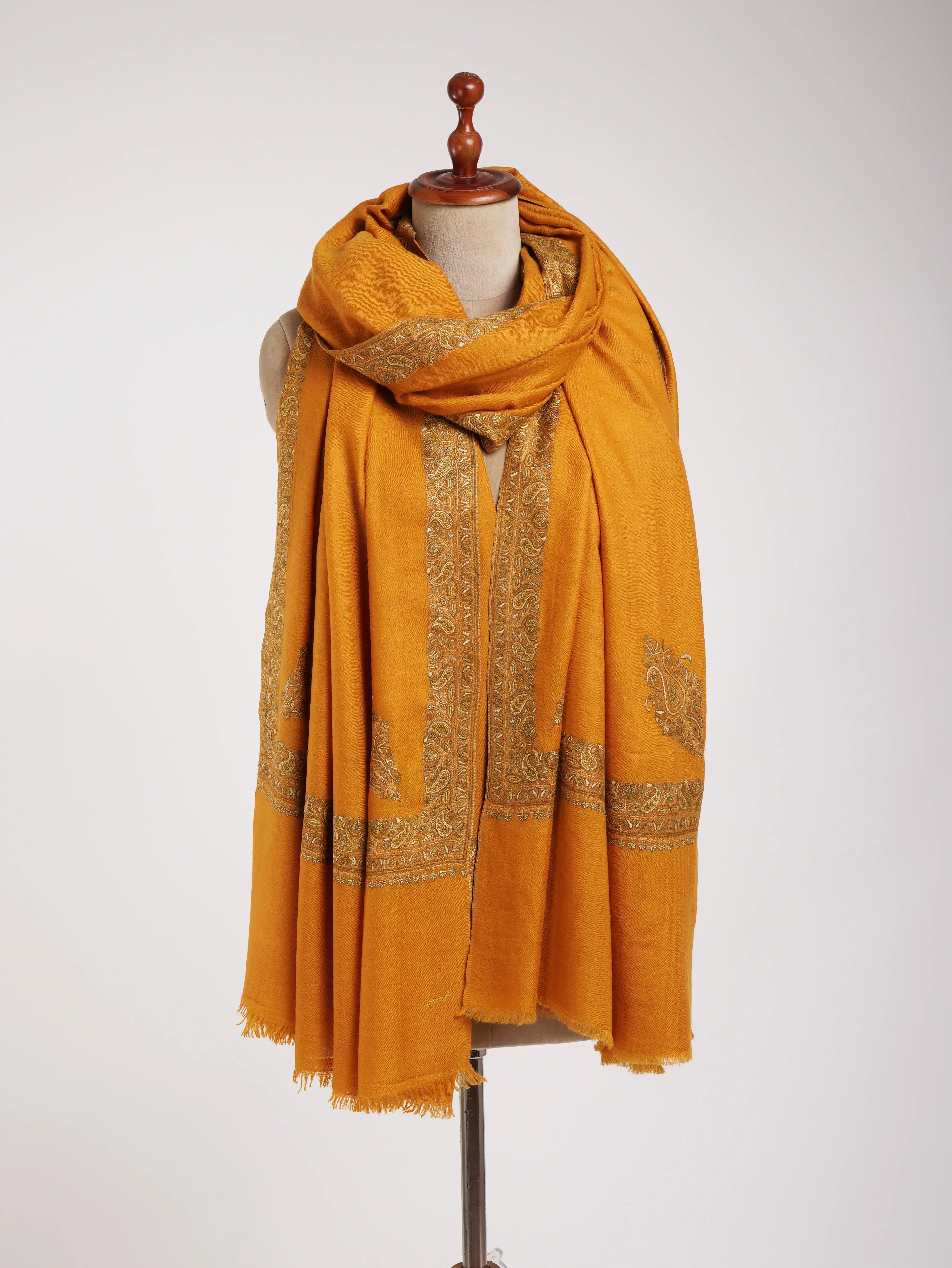 XL Sozni Embroidered Daur Dar Saffron Color Pure Pashmina Shawl Shahkaar