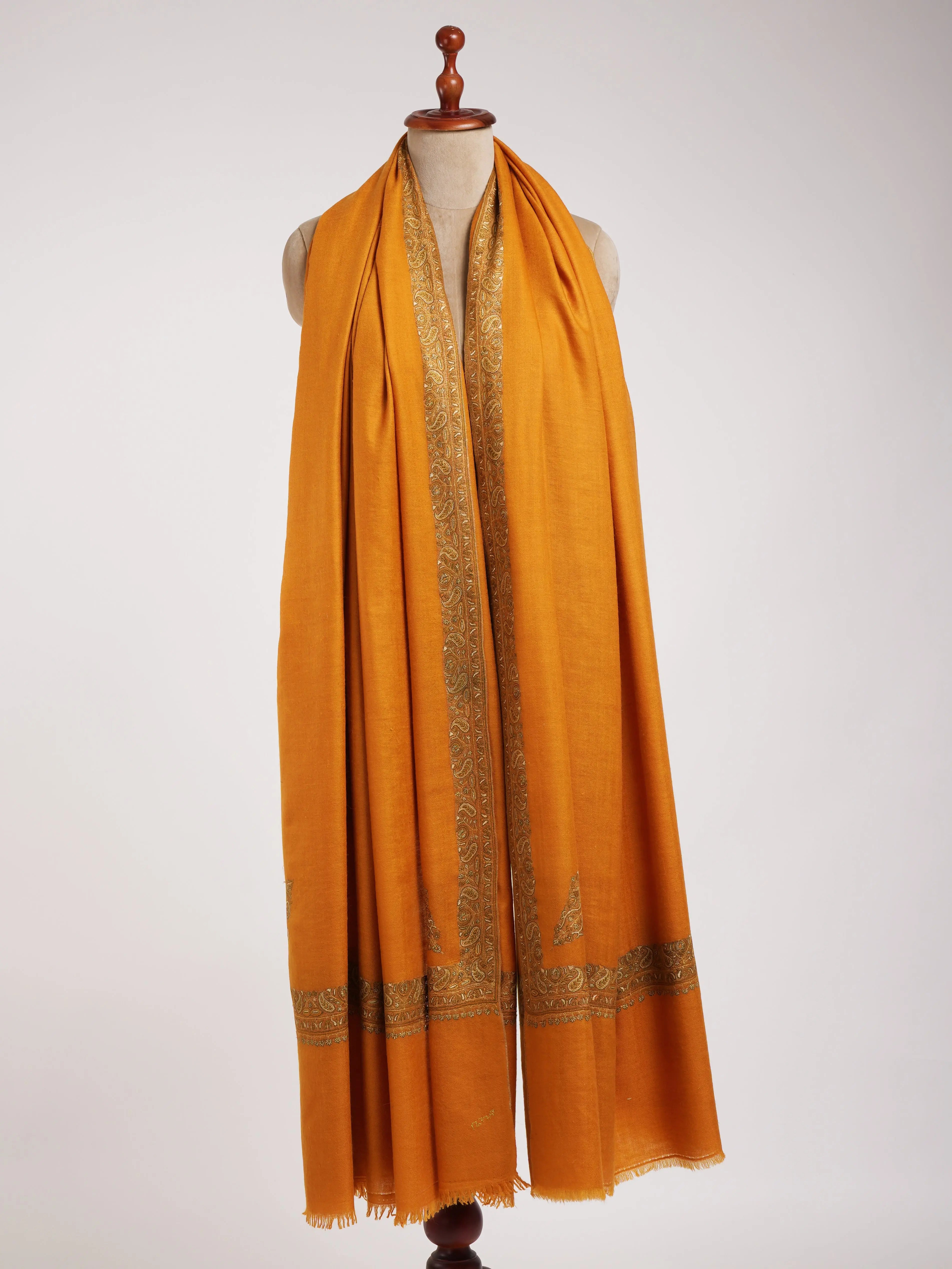 XL Sozni Embroidered Daur Dar Saffron Color Pure Pashmina Shawl Shahkaar