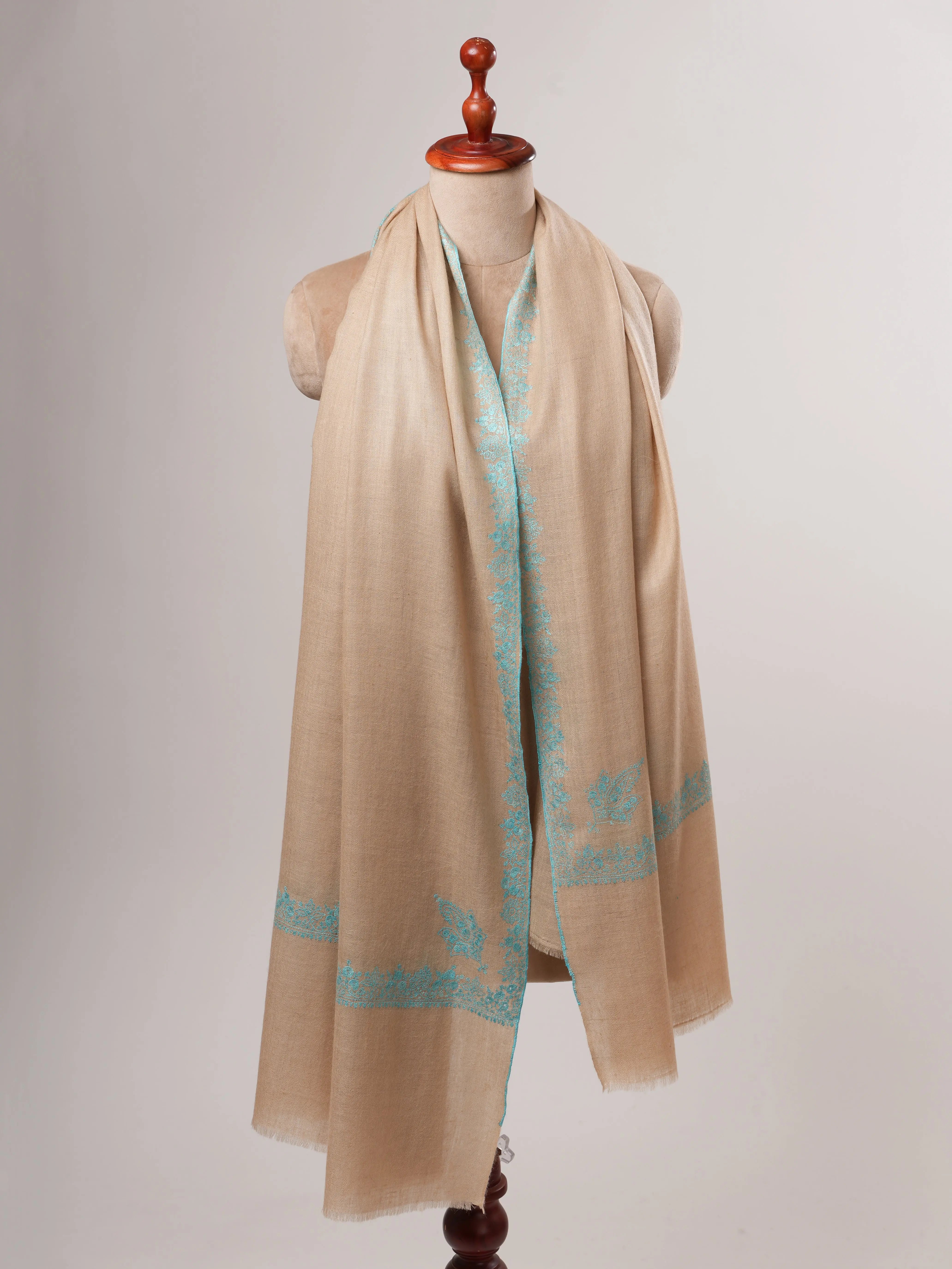 Hashia Embroidered Baby Soft Kashmiri Pashmina Shawl – Elegant Handwoven Luxury Shahkaar