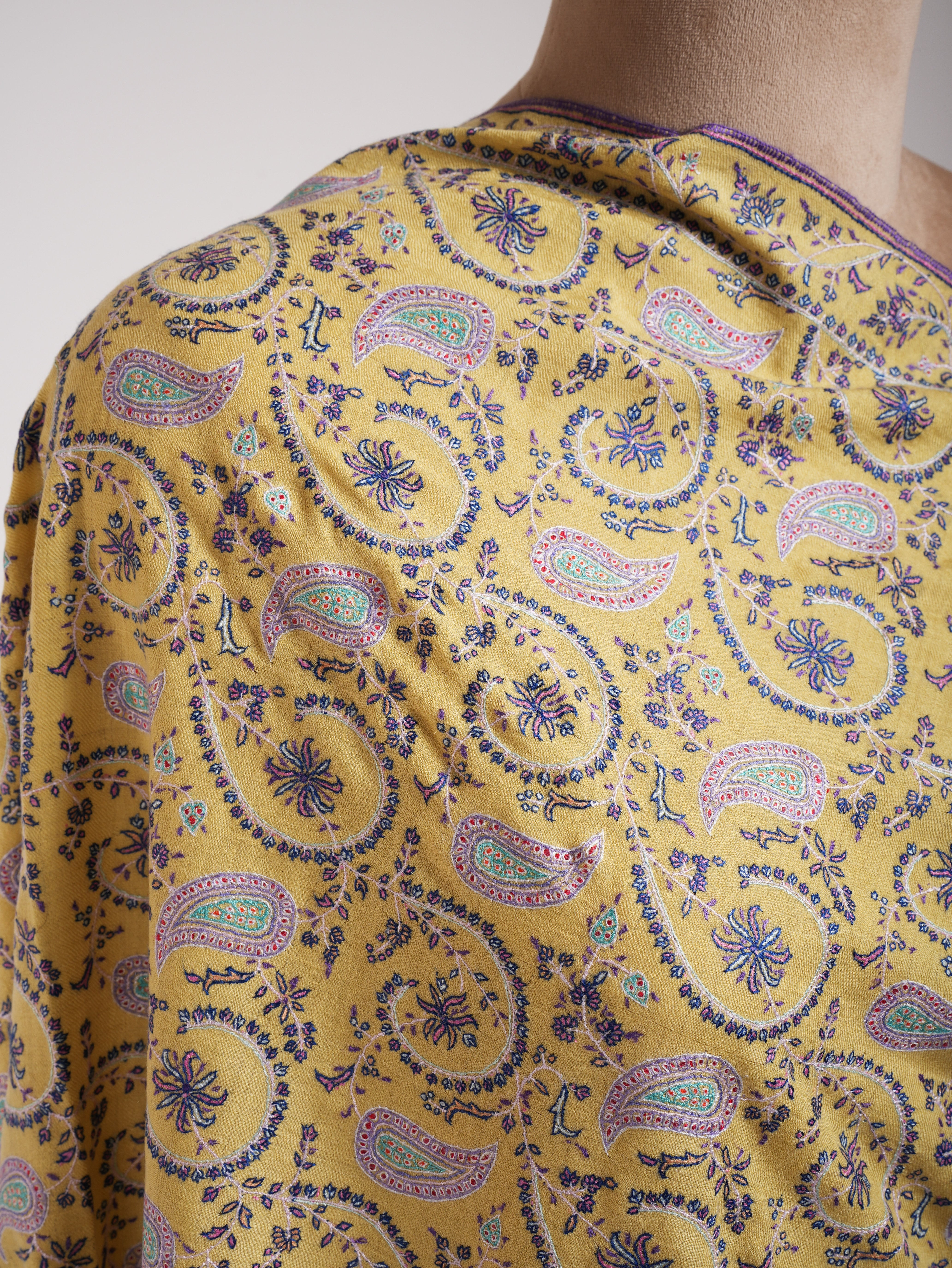 Lemon Yellow Indian Embroidered Kashmiri Jamavar Shawl Shahkaar