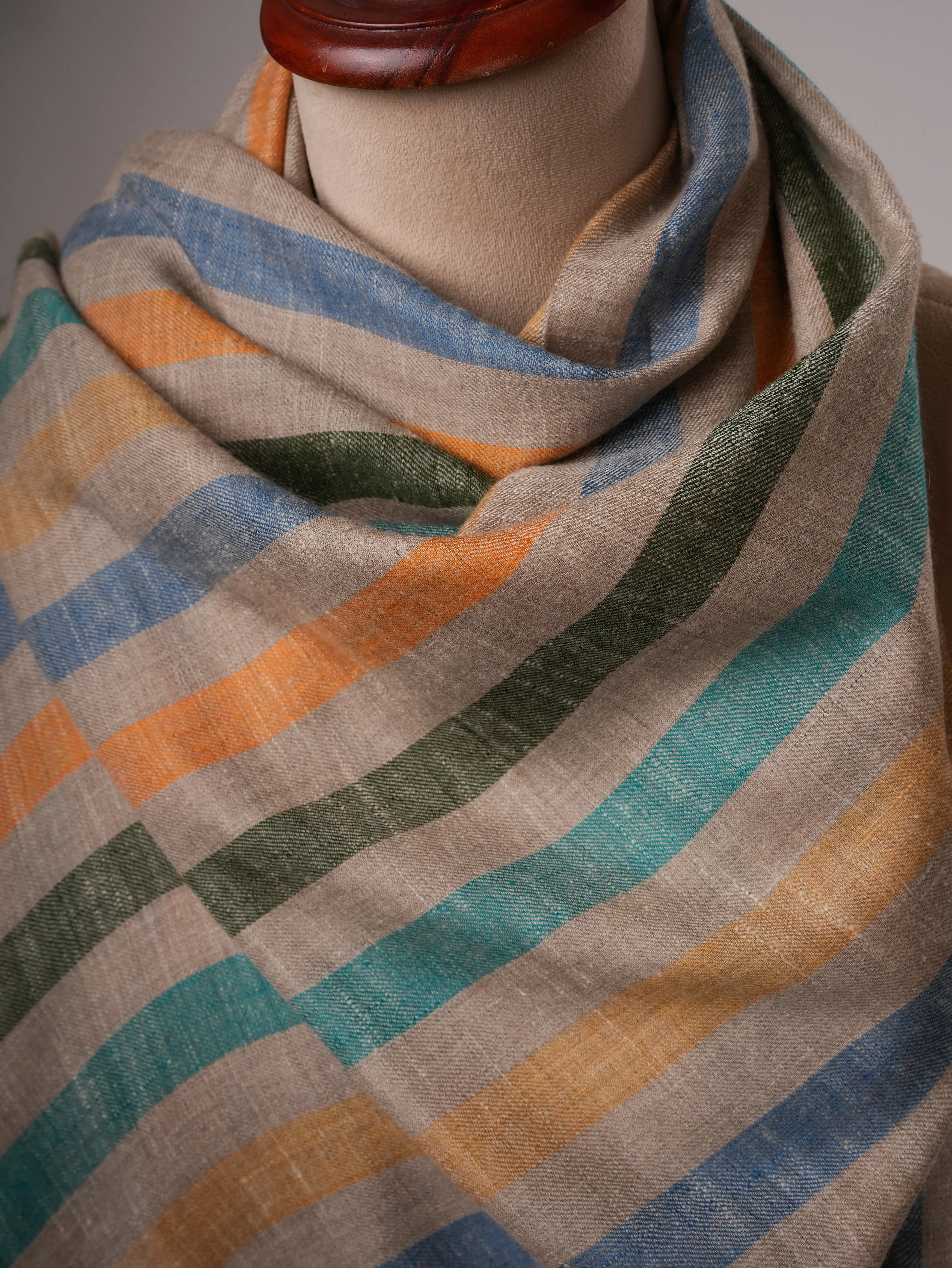 Baby Soft Black Handloom Pashmina Shawl with Red End Detailing Shahkaar