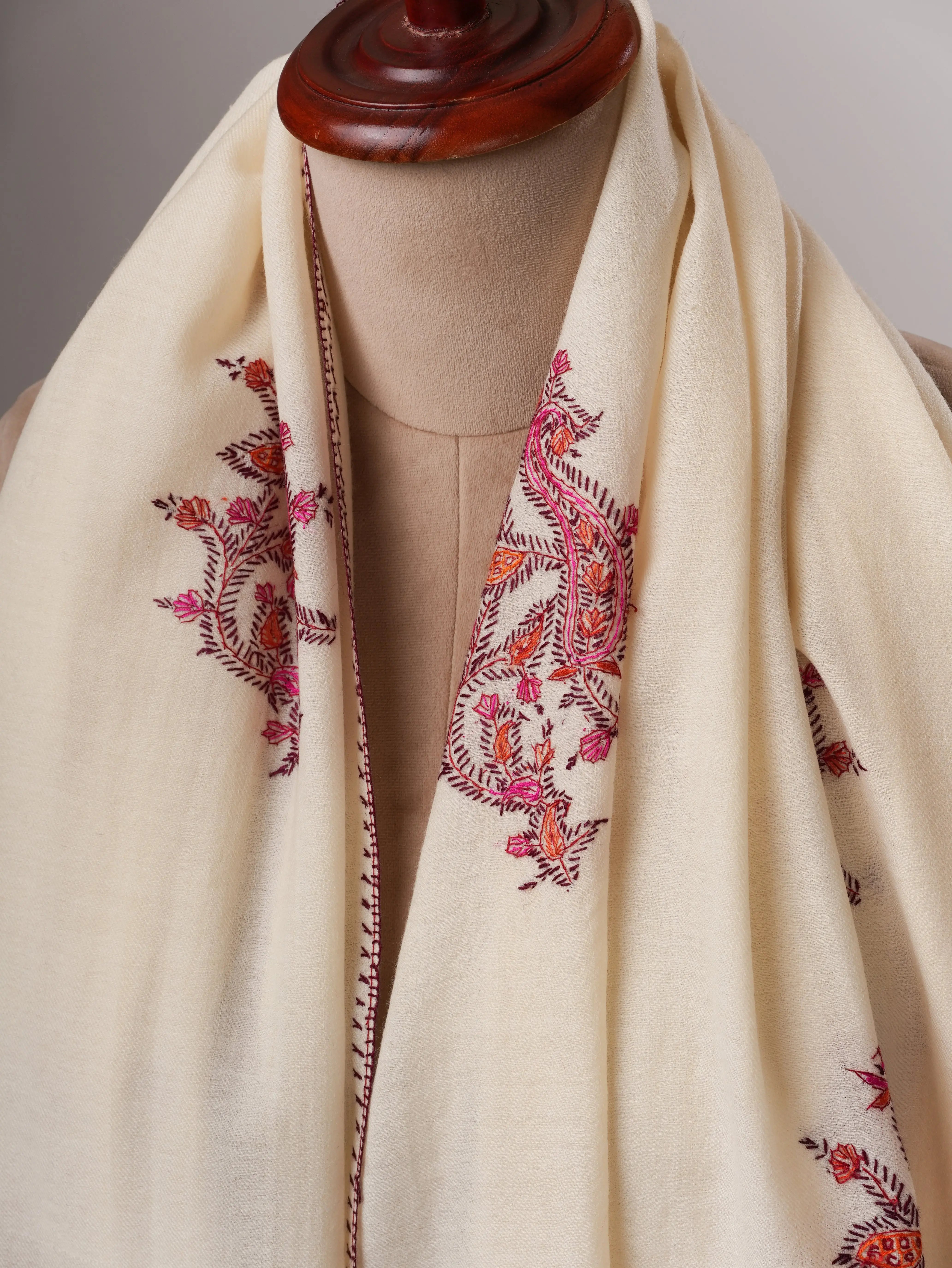 Handcrafted Ivory Wool Shawl with Delicate Buteh Embroidery Shahkaar