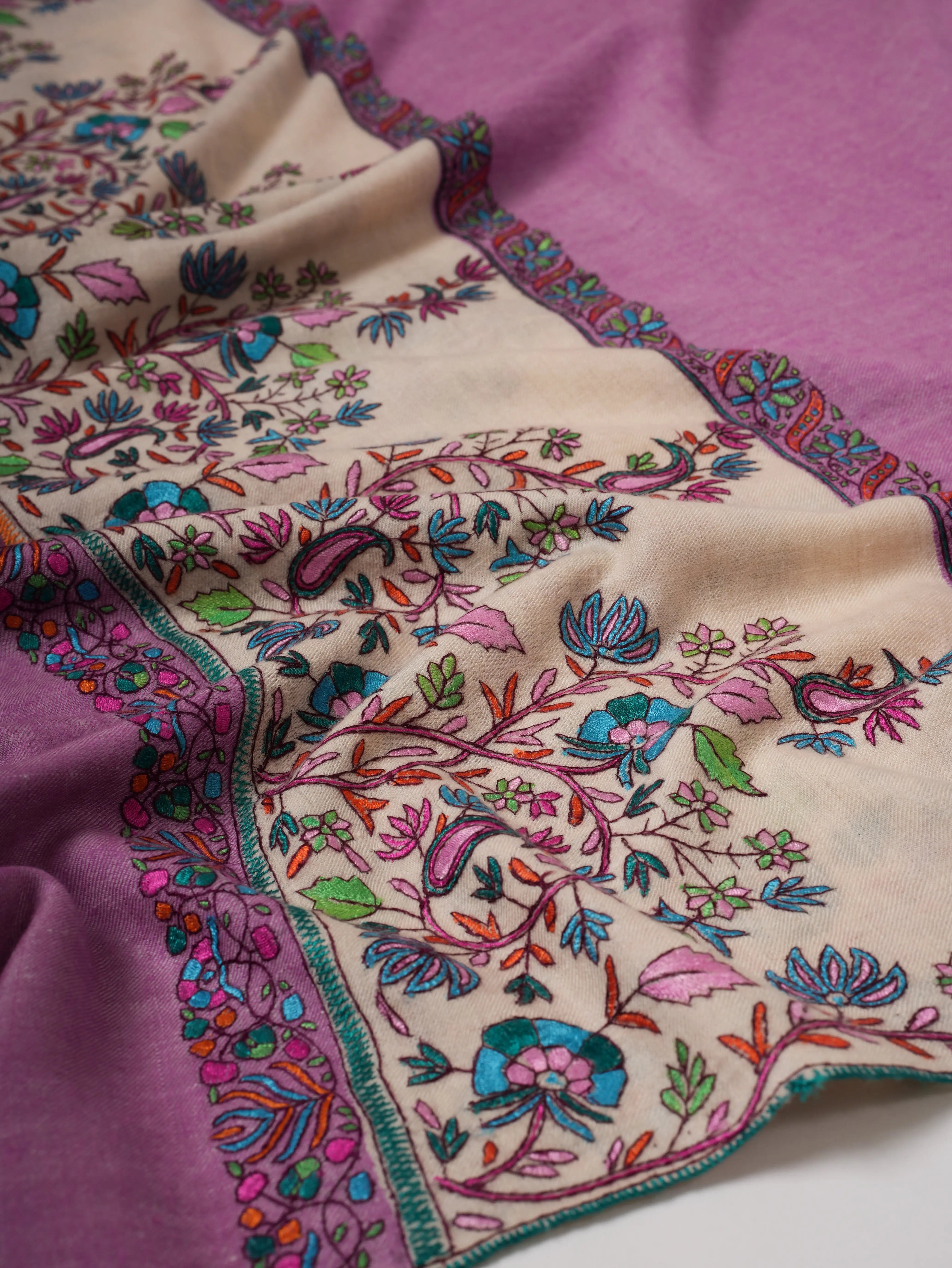 Pashmina Shawl – Hand Embroidered Palla with Papier machie Detailing Shahkaar