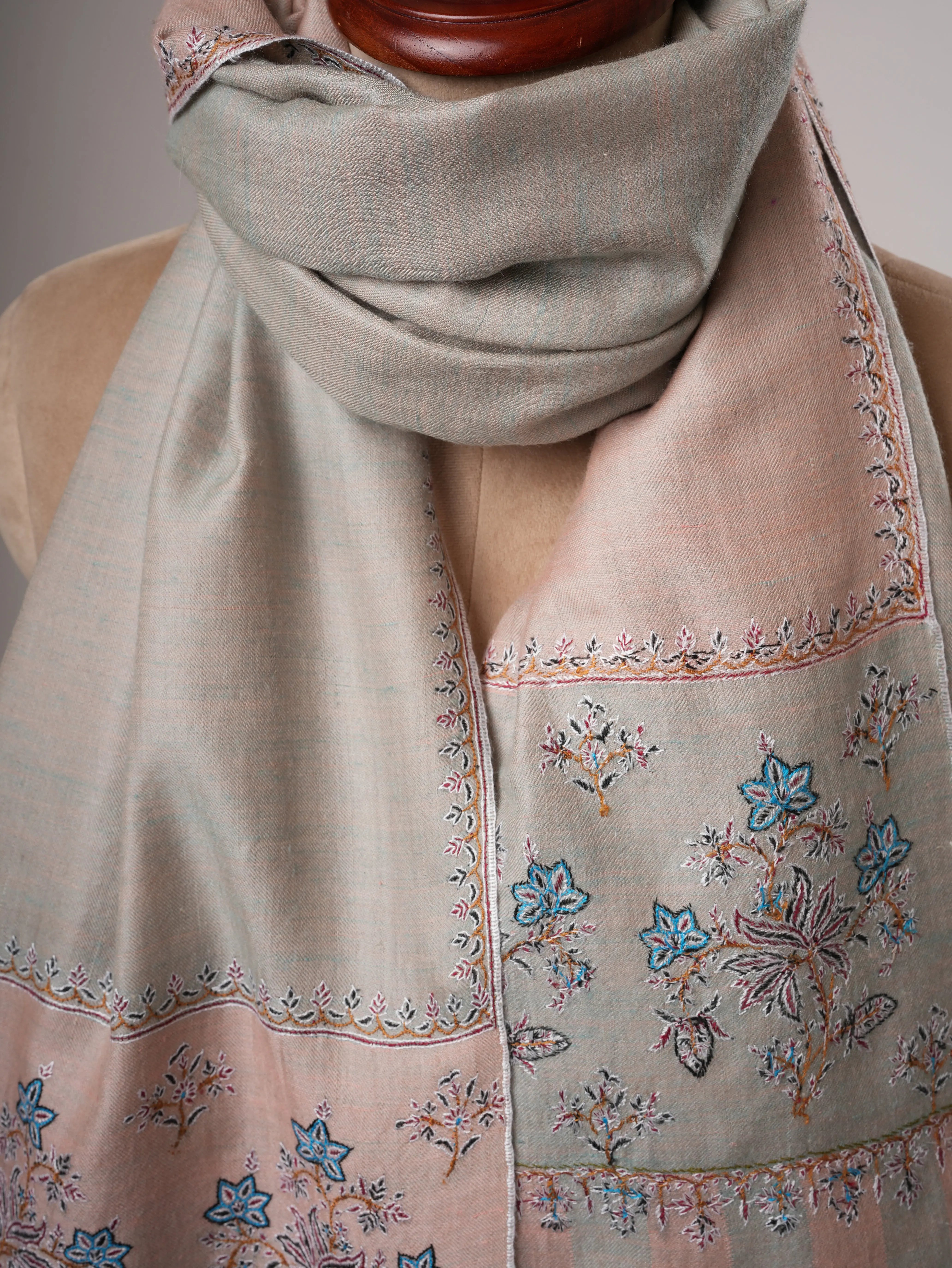 Dual Tone Pashmina Shawl – Hand Embroidered Palla Design Shahkaar