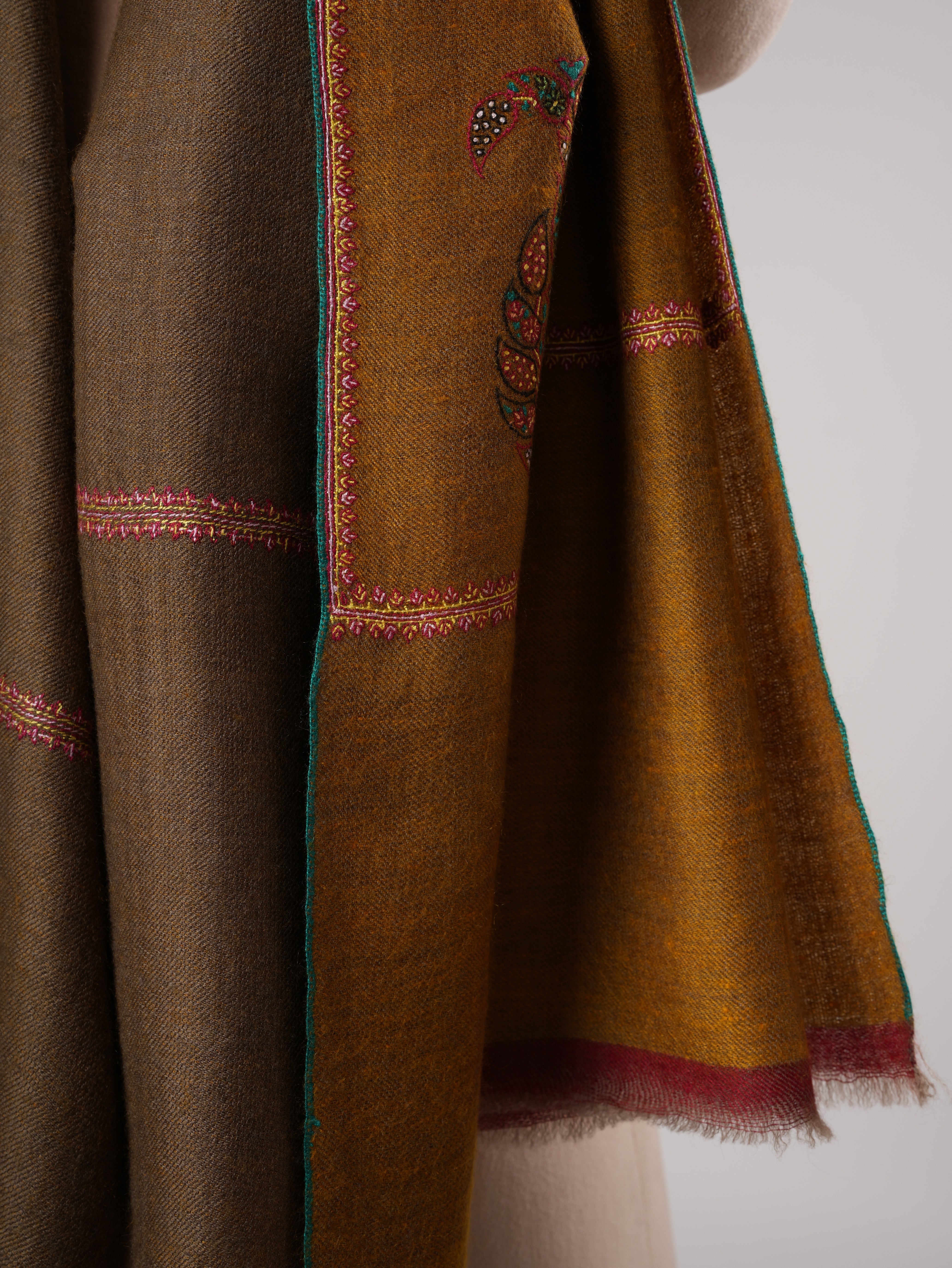 Dual Tone Handwoven Pashmina Shawl with Hand Embroidered Buteh Shahkaar