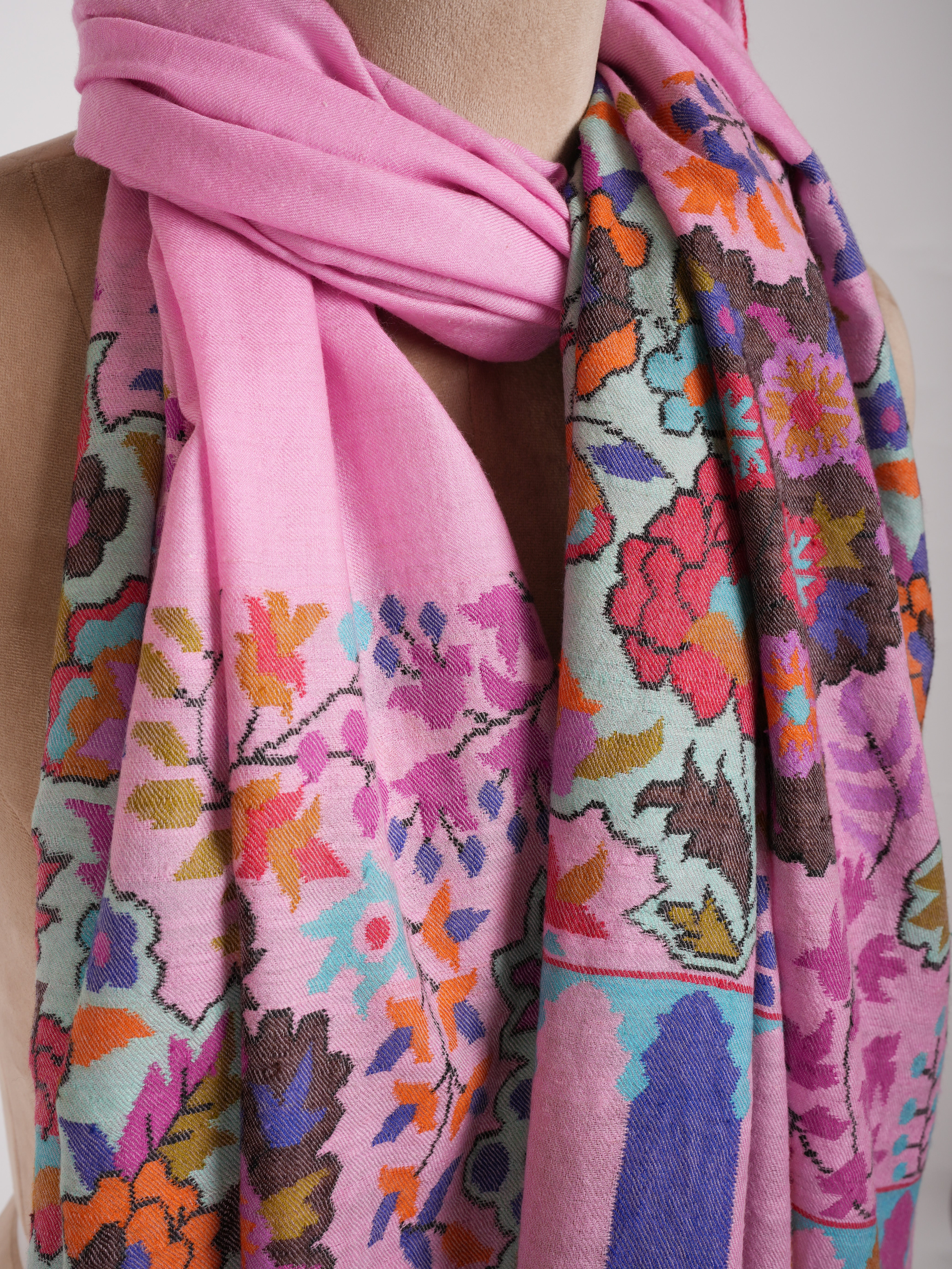 Palla Motif Handwoven Kashmiri Pink Kani Pashmina Shawl