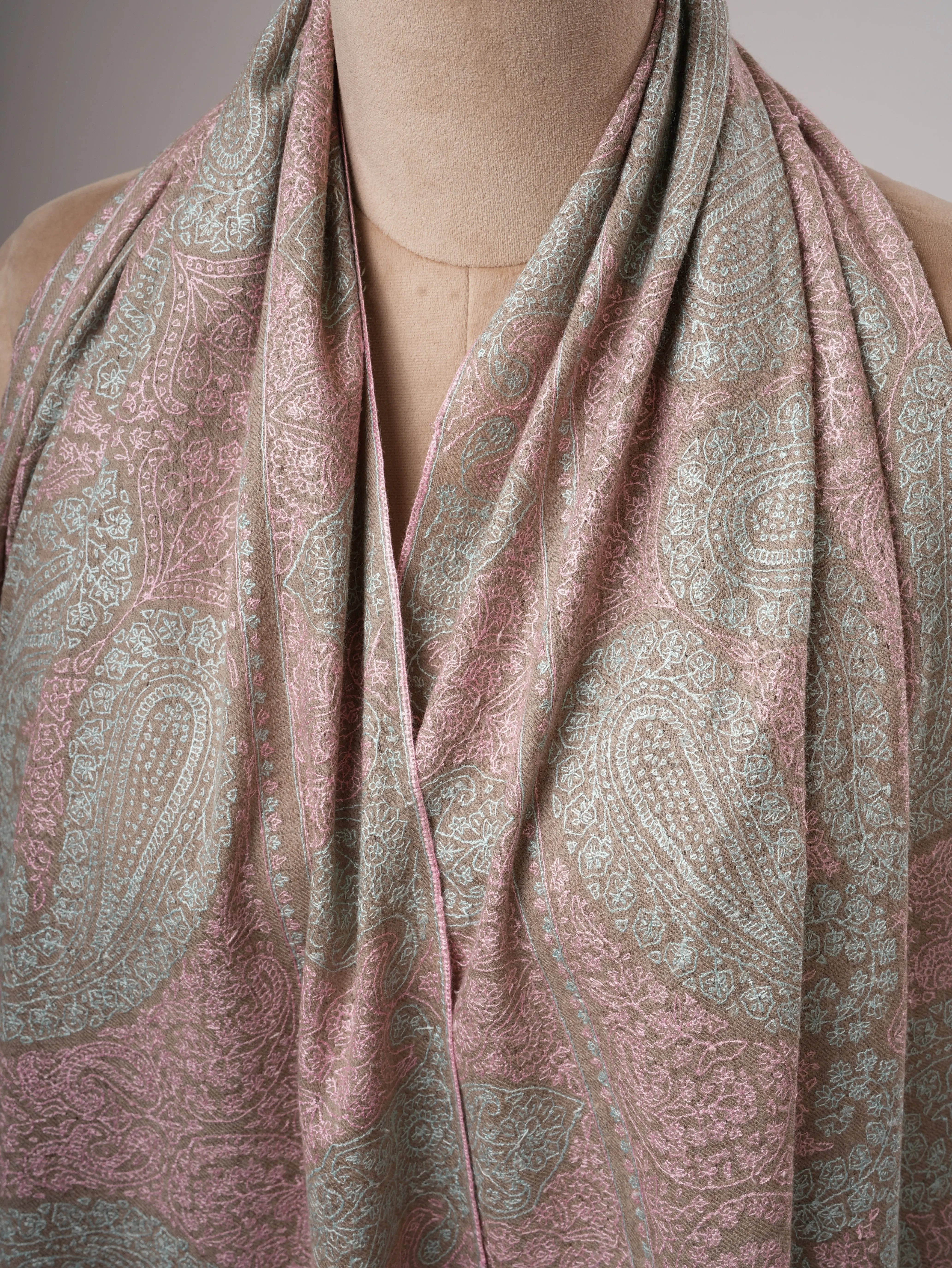 Natural Grey Baby Soft Cashmere Jamavar Scarf – Elegant Handwoven Luxury Shahkaar