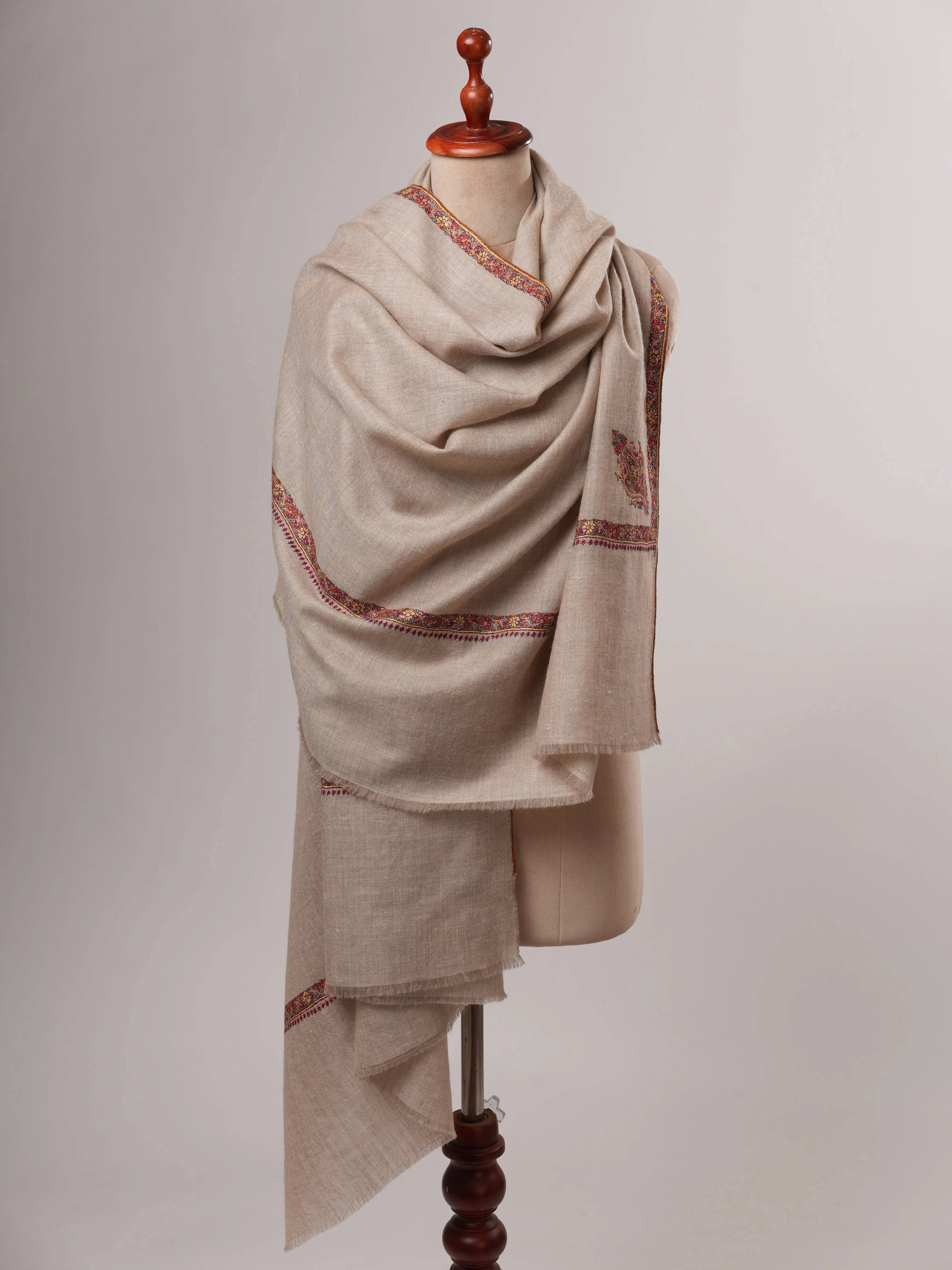 Natural Grey Hashia Embroidered Kashmiri Pashmina Shawl – Soft Timeless Luxury Shahkaar