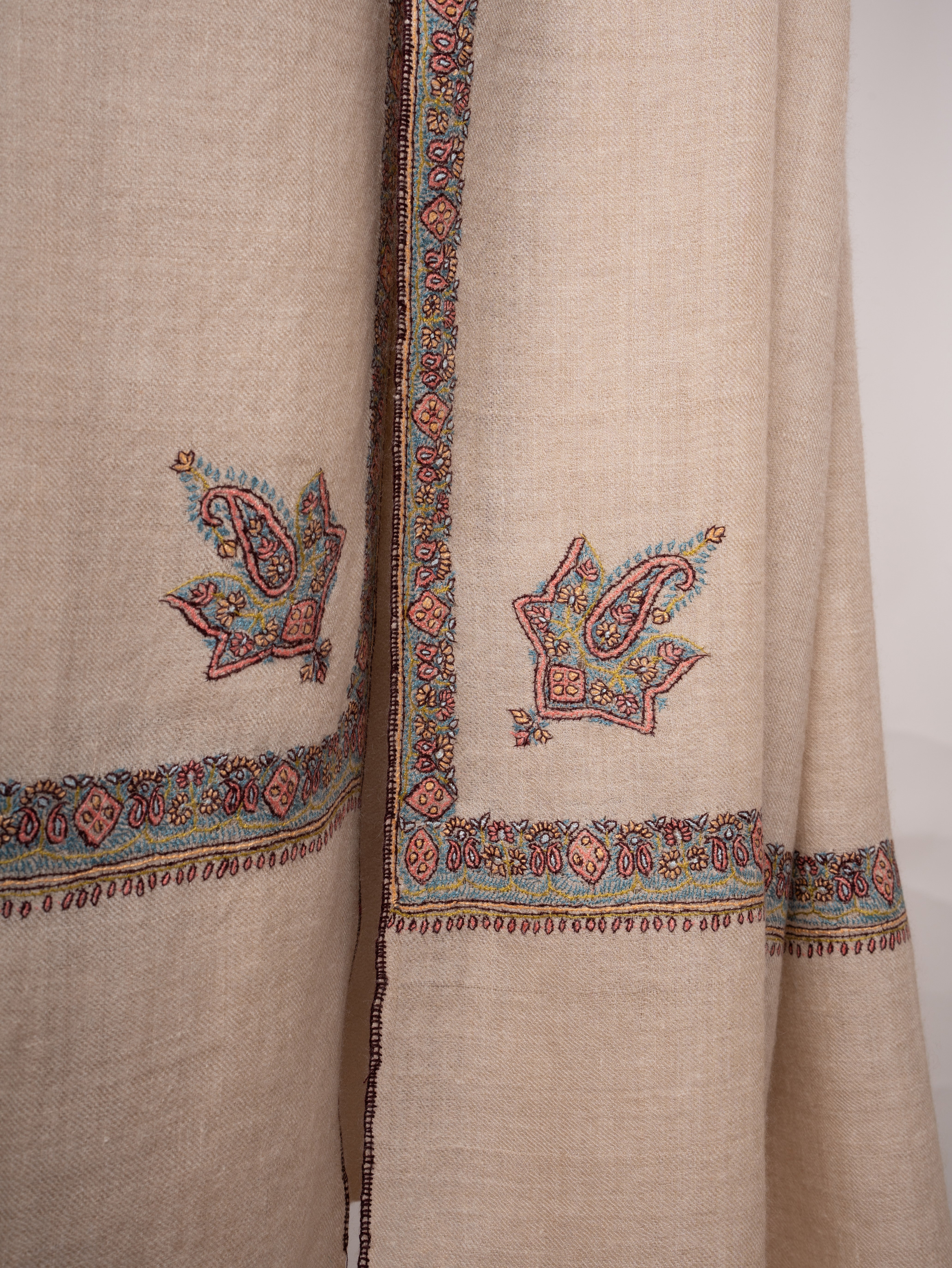 Off White Handloom Pashmina Shawl Classic Hashia Border & Corner Motif - Shahkaar