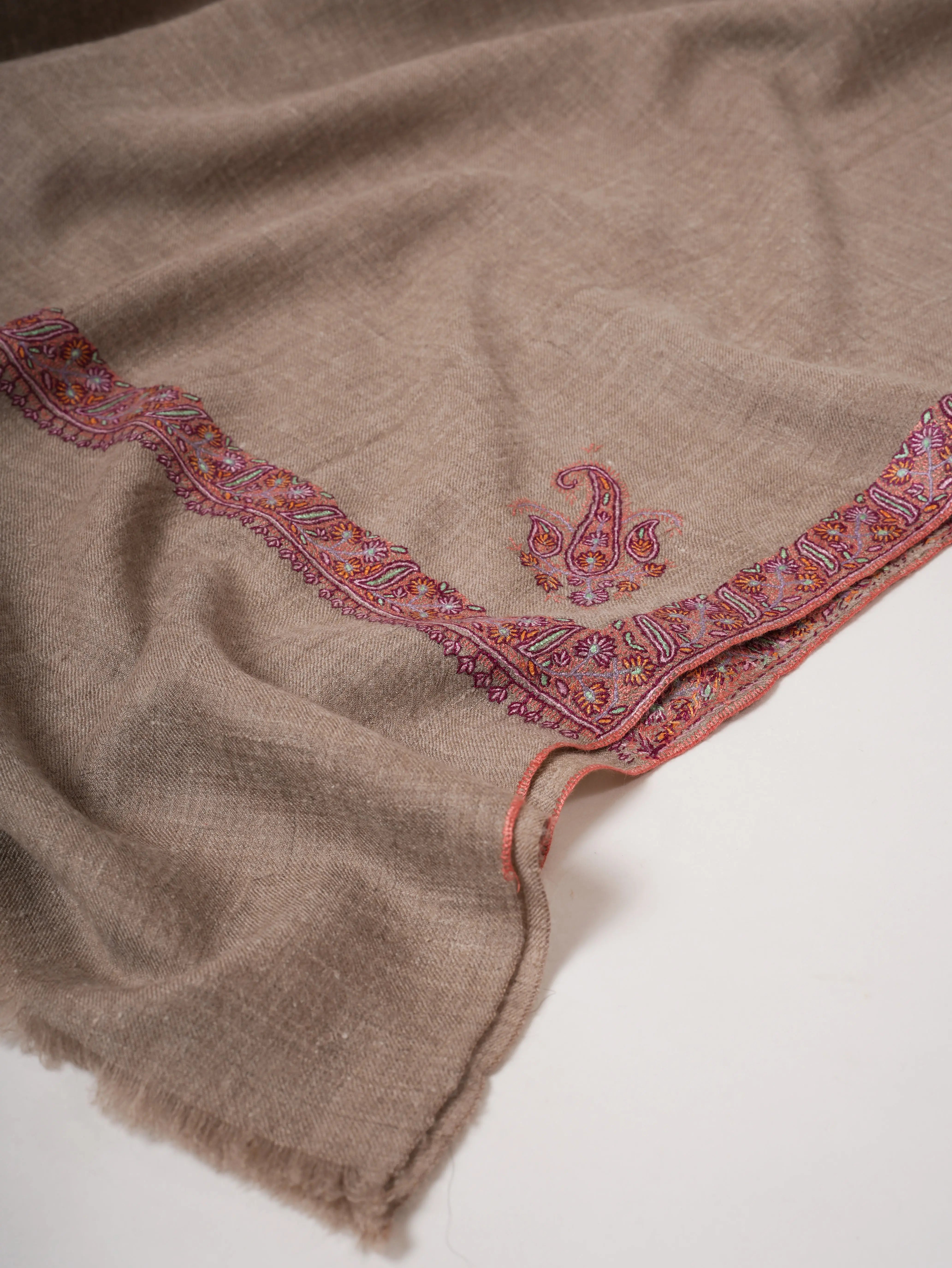 Natural Grey Hand Embroidered Kashmiri Pashmina Shawl – Handwoven Luxury Shahkaar