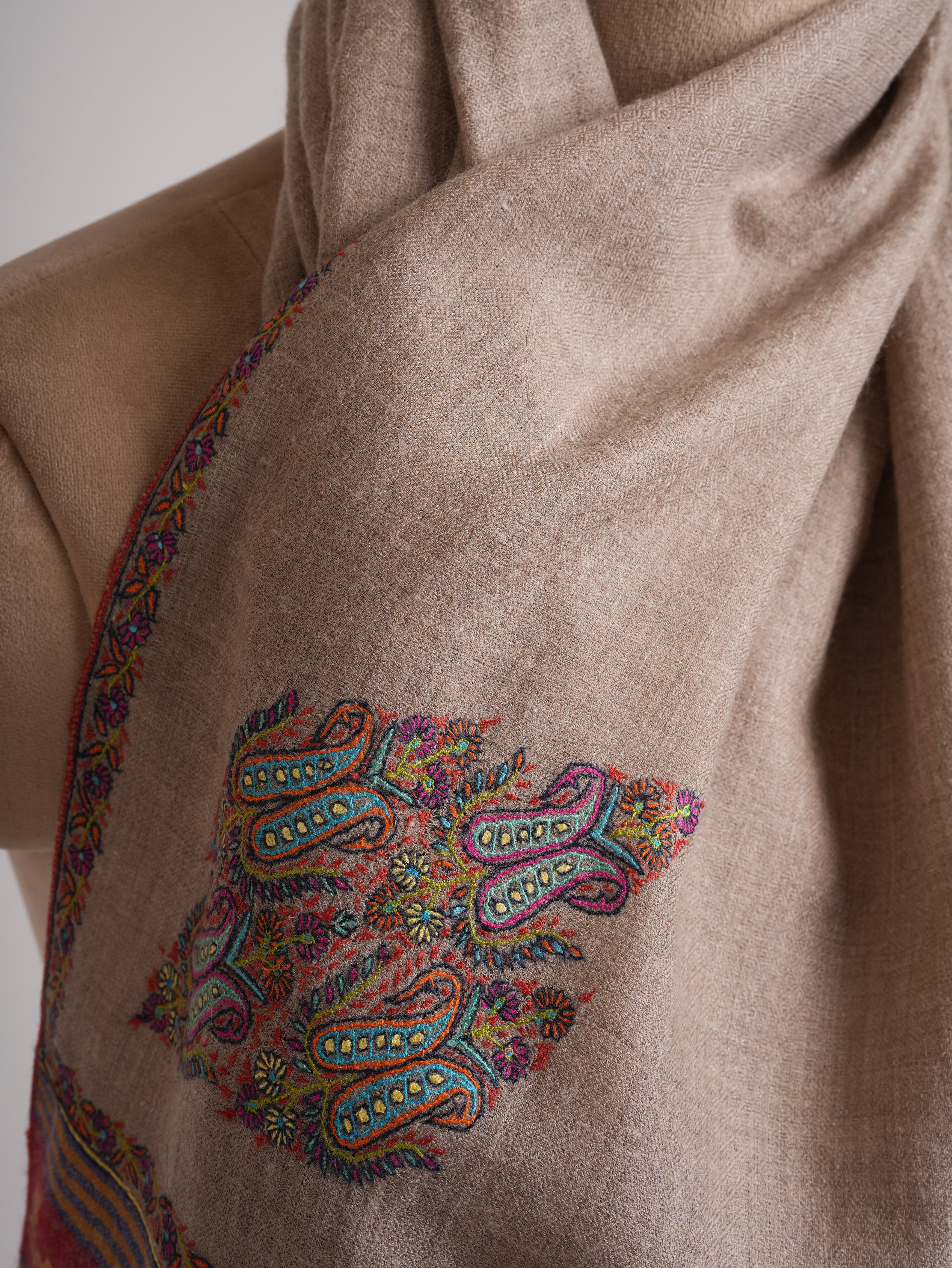 Natural Grey Pashmina Shawl with Contrast Palla Embroidery
