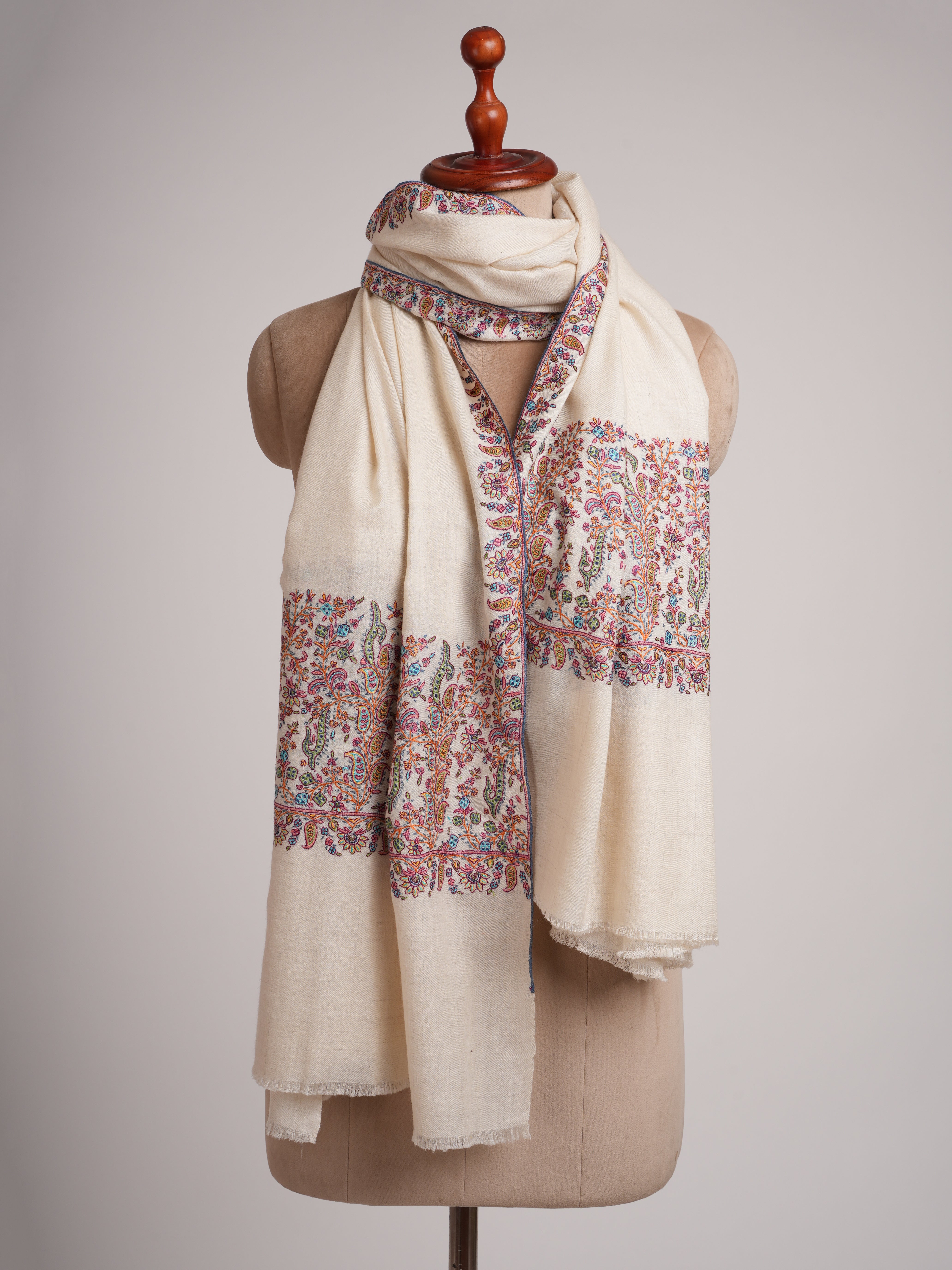 Ivory Pashmina Shawl with Paisley Embroidered Palla
