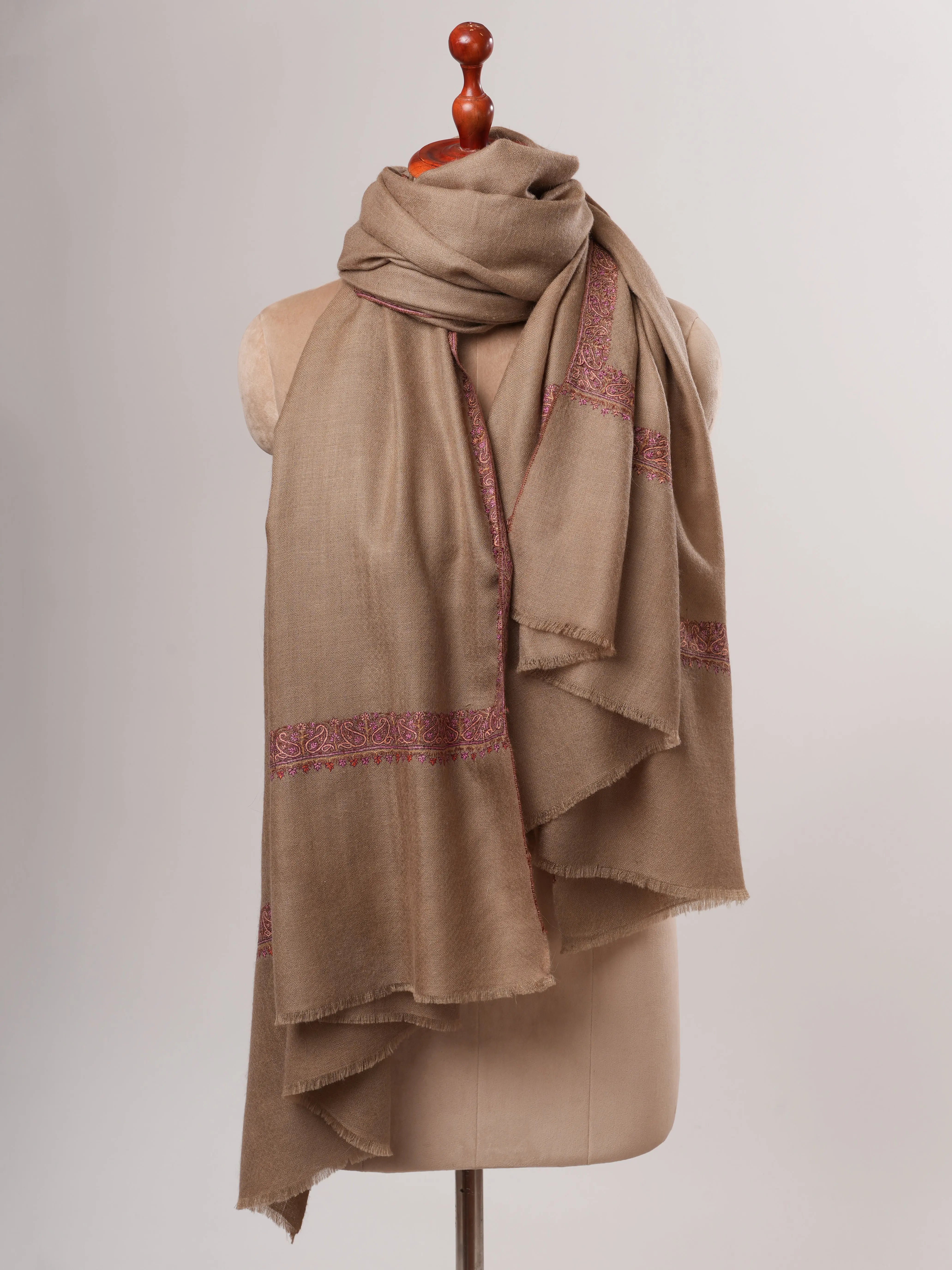 Toosh Color Hashia Embroidered Kashmiri Pashmina Shawl – Classic Handwoven Luxury Shahkaar
