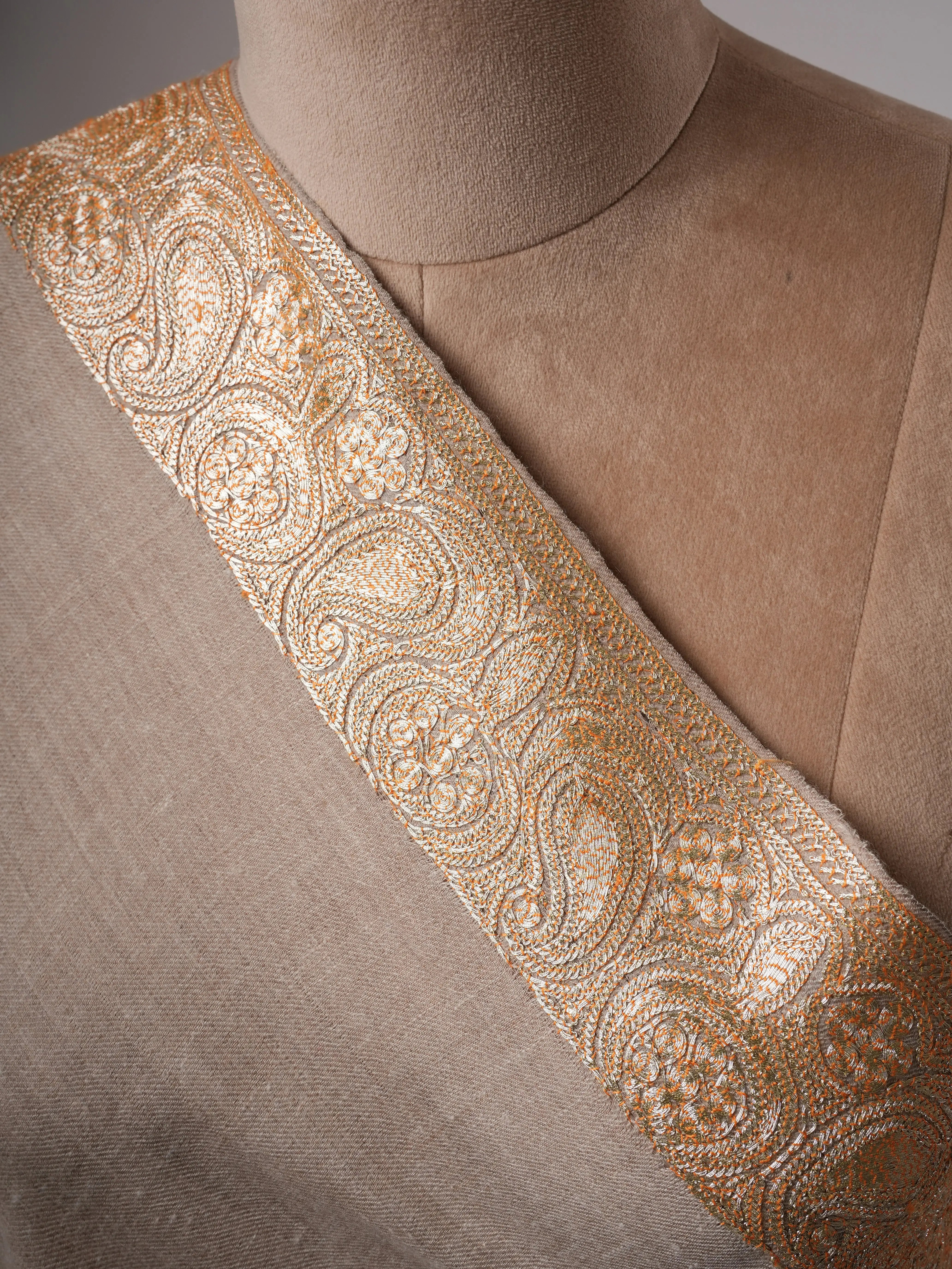 Natural Grey Daurdar Handloomed Pashmina Shawl with Gold Tilla Embroidery Shahkaar