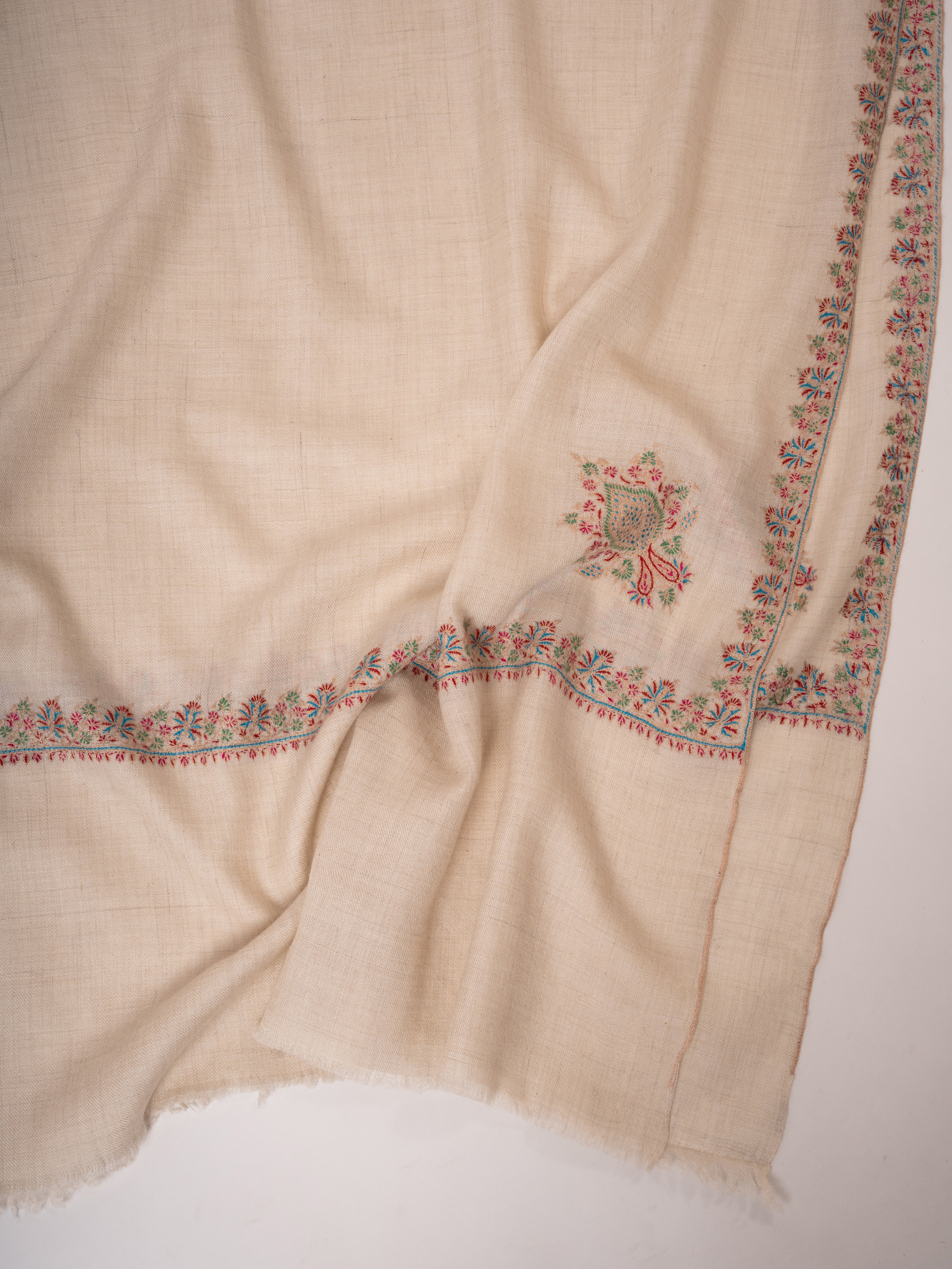 Ivory Handloomed Pashmina Shawl Hashia Border Embroidery Shahkaar