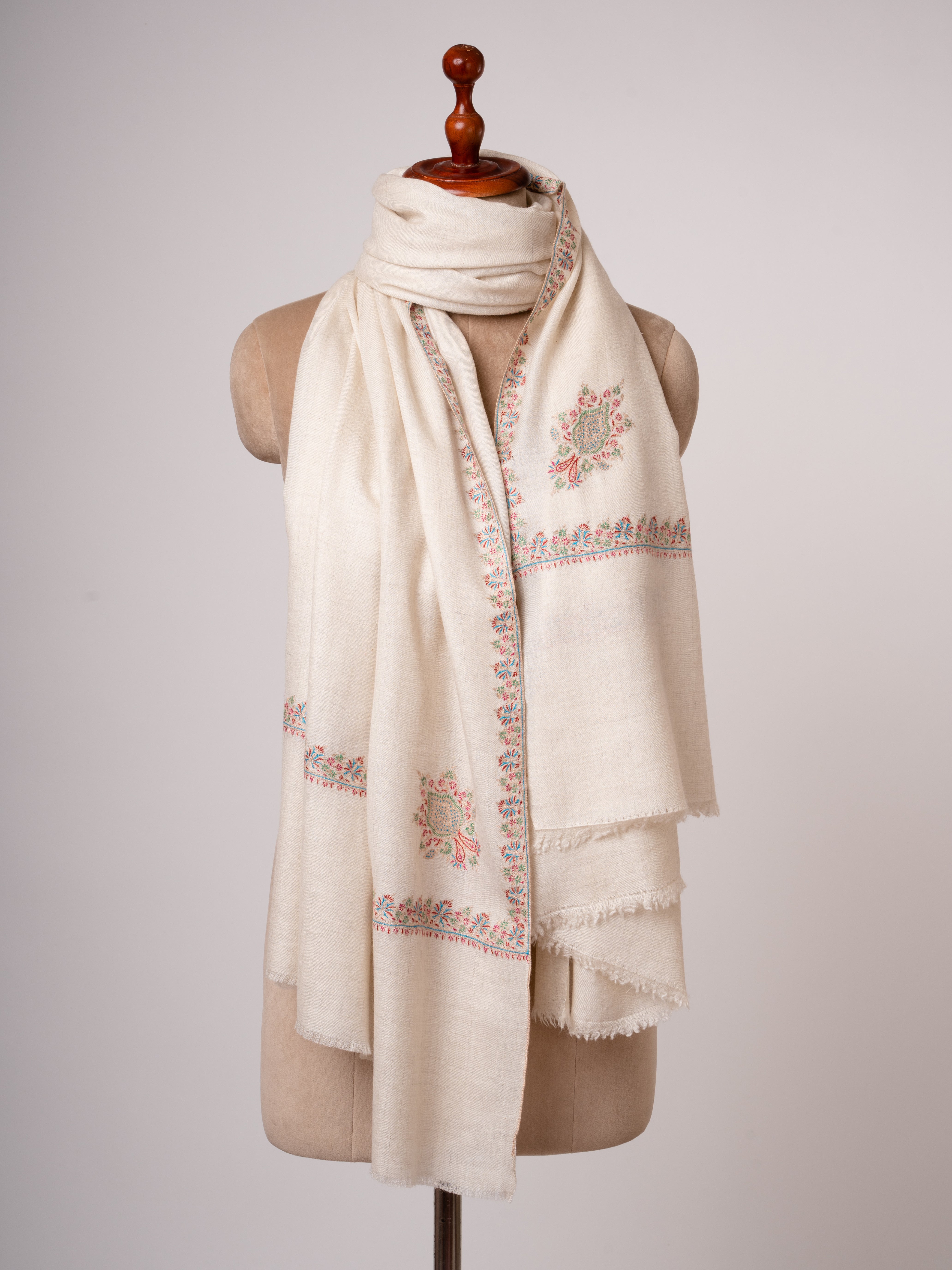 Ivory Handloomed Pashmina Shawl Hashia Border Embroidery Shahkaar