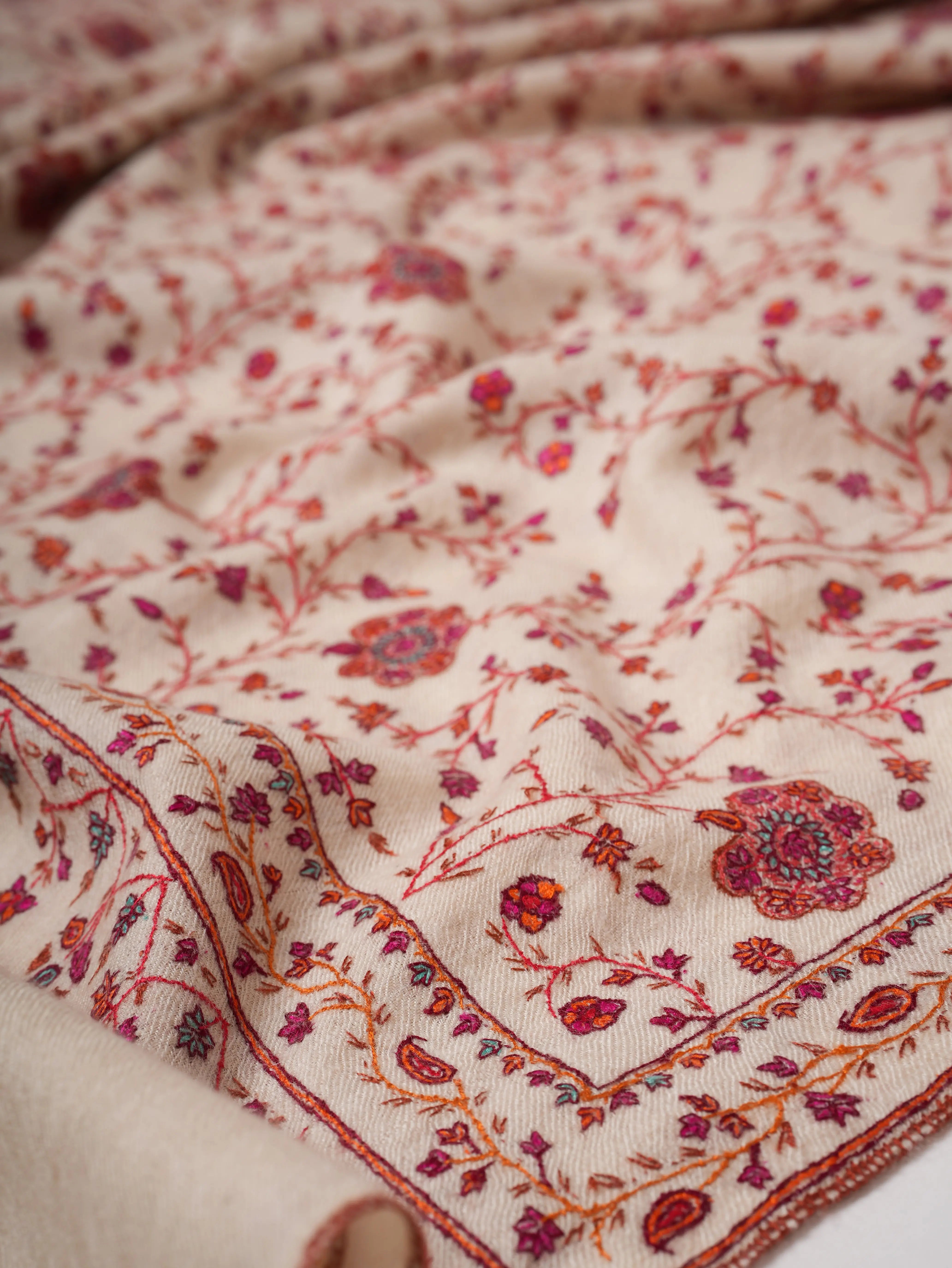 Natural Ivory Pashmina Shawl with Classic Sozni Embroidery Shahkaar