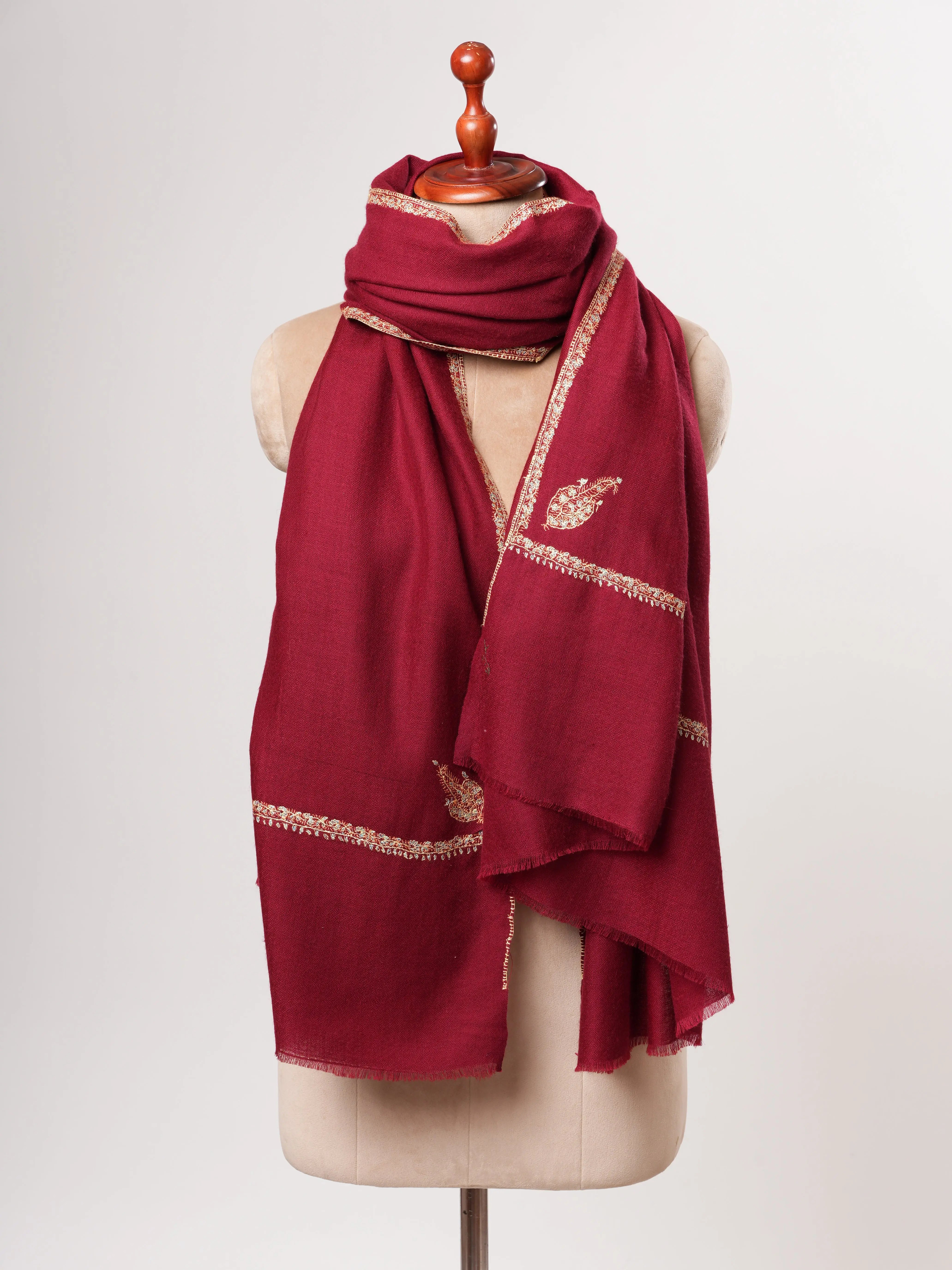 Bail Embroidered Soft Kashmiri Pashmina Shawl – Handcrafted Luxury Wrap Shahkaar