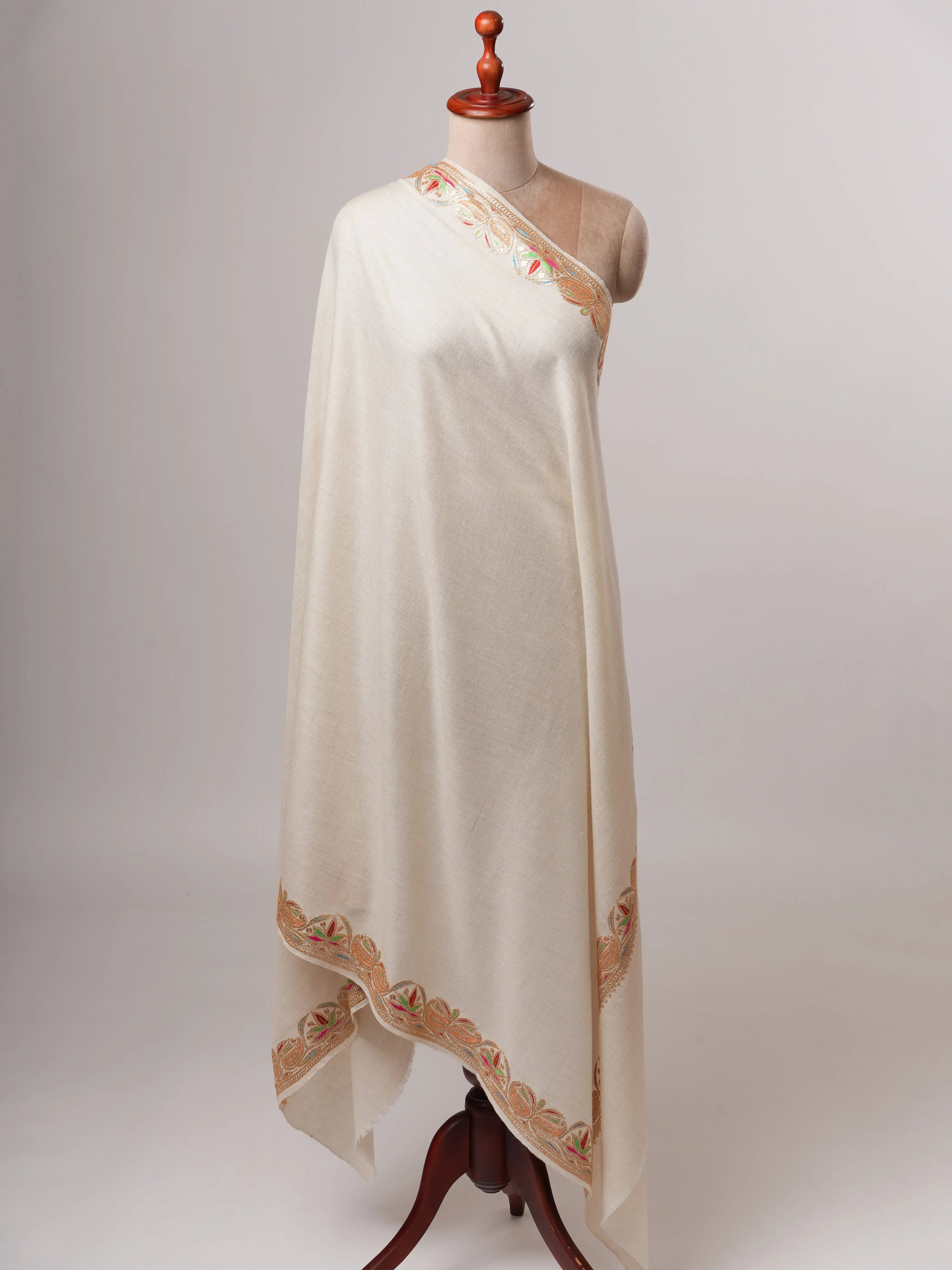 Ivory Daur Dar Pashmina Shawl with Gold Tilla and Sozni Hand Embroidery Shahkaar