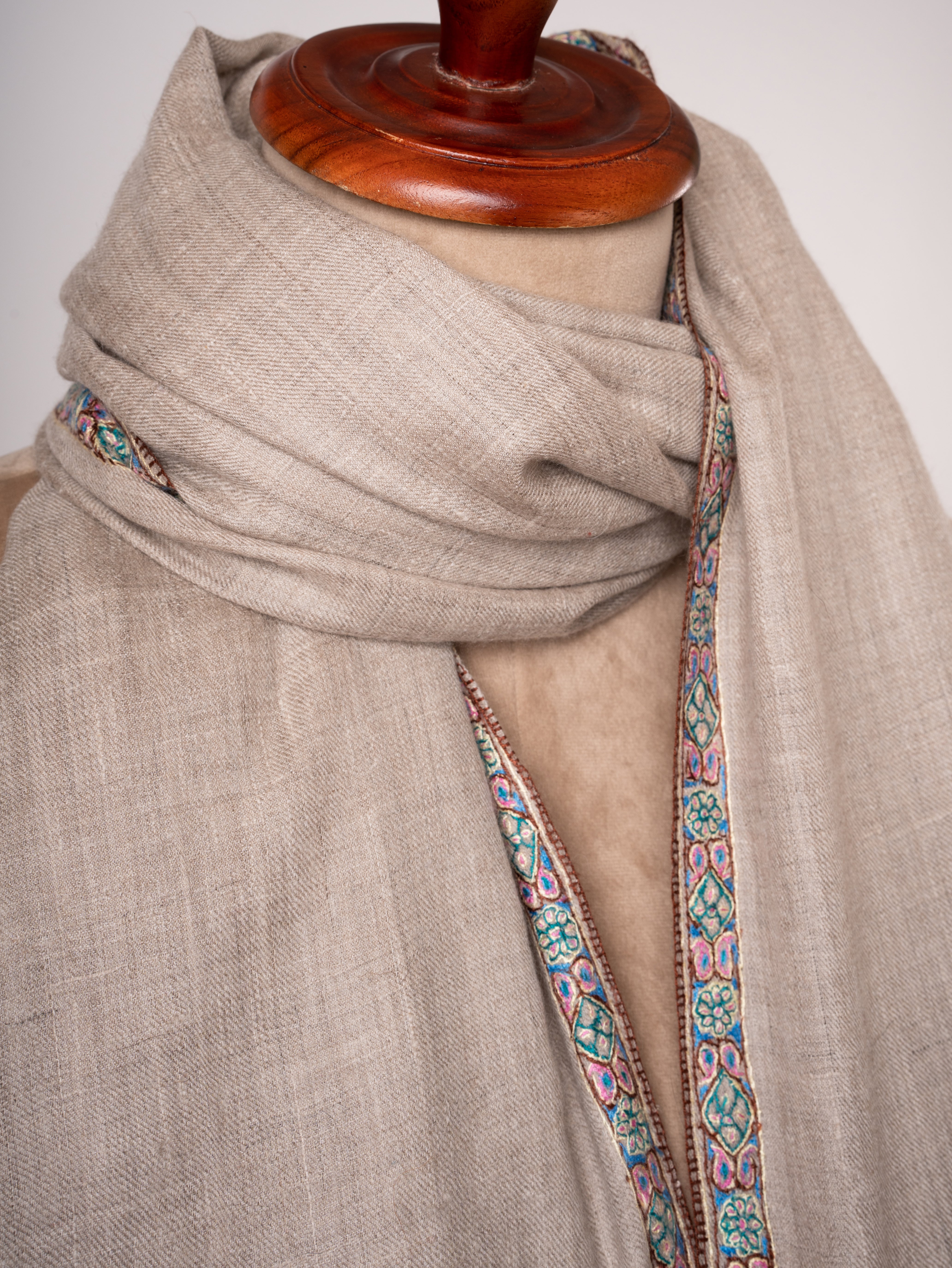 Natural Beige Handloomed Pashmina Shawl Hashia Border & Corner Motif Embroidery Shahkaar