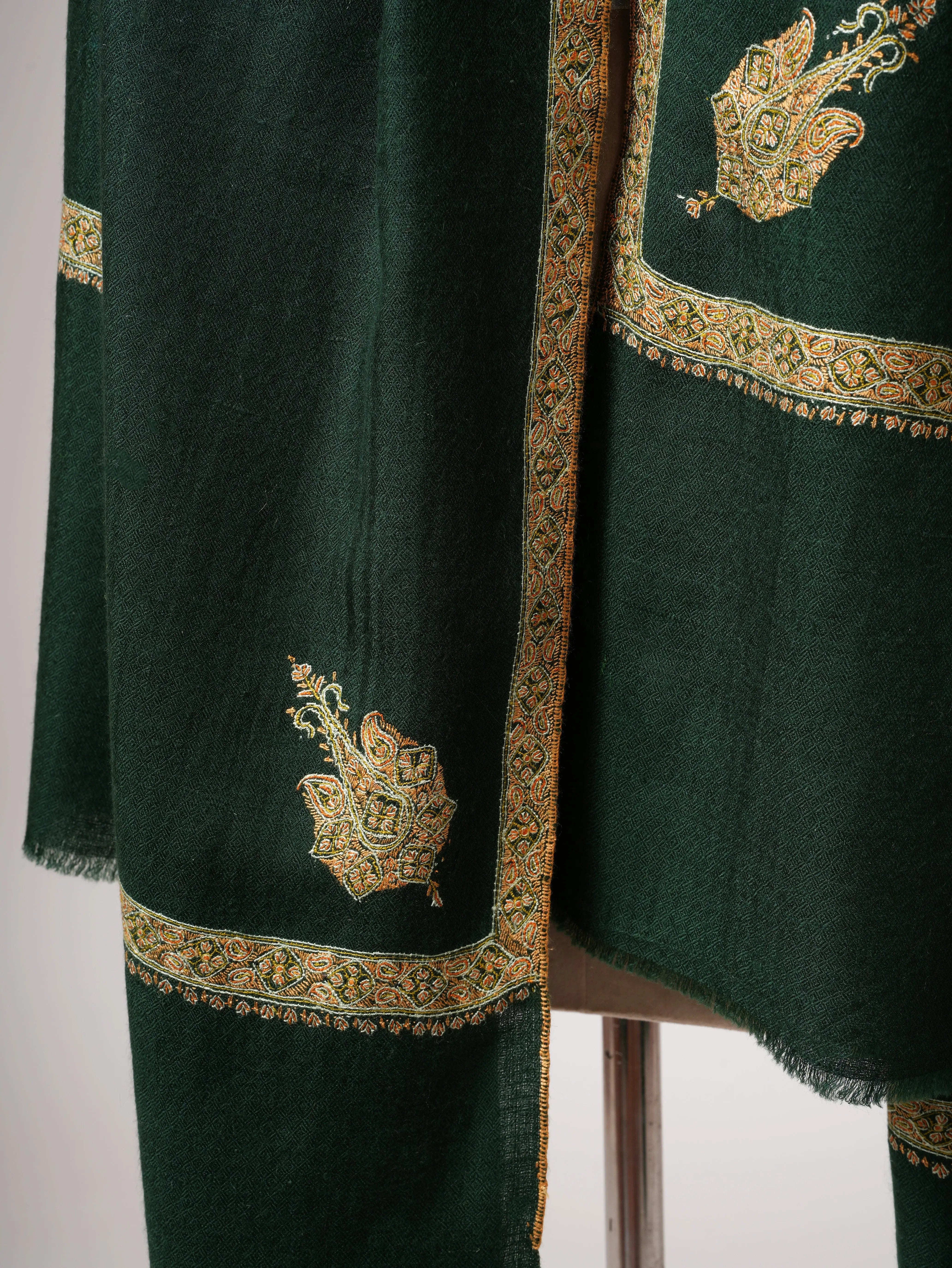 Dark Green Baby Soft Kashmiri Pashmina Shawl – Hand Embroidered Hashia Border Shahkaar