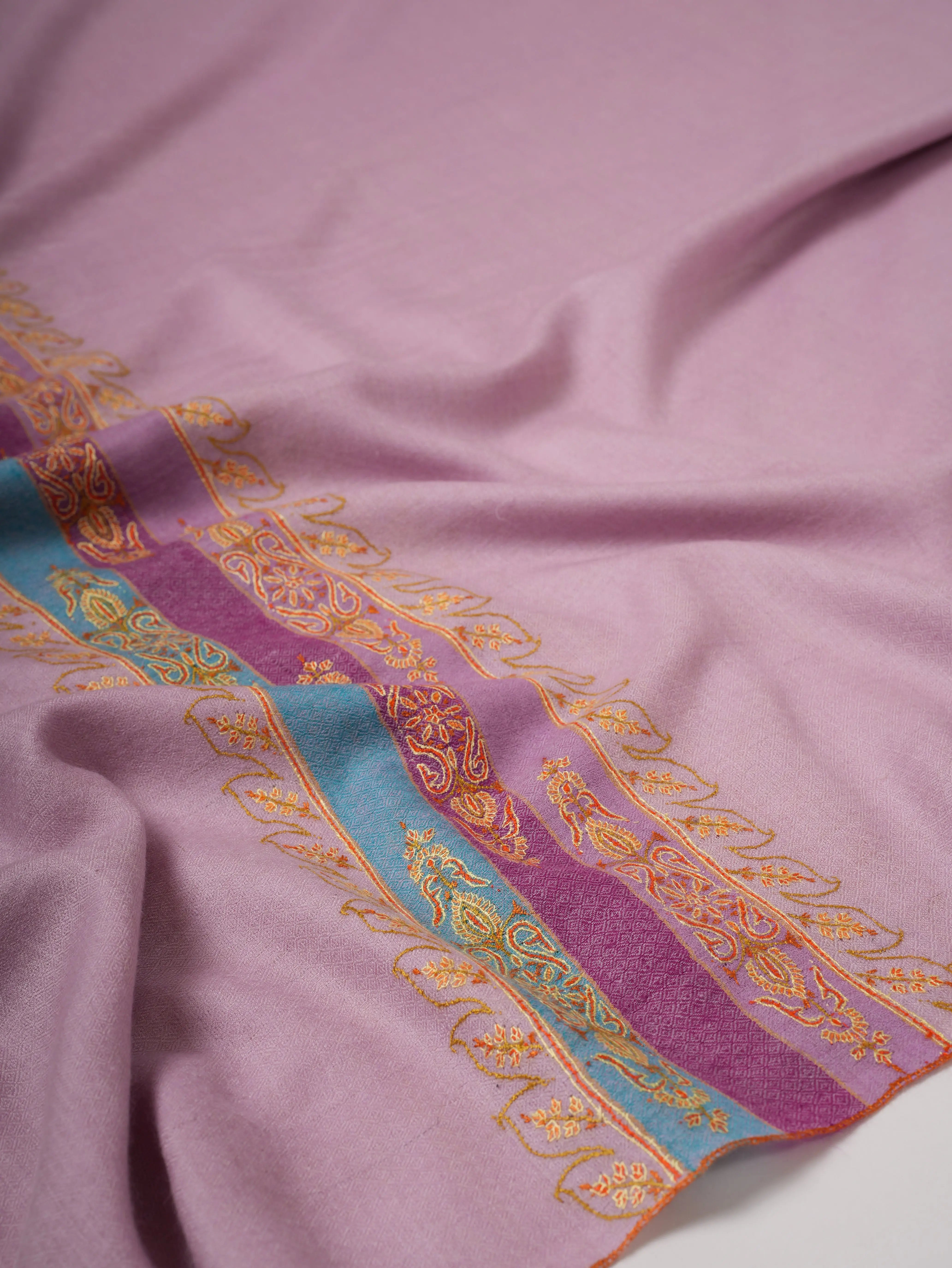 Lavender Pashmina Shawl – Handwoven with Palla Sozni Embroidery Shahkaar