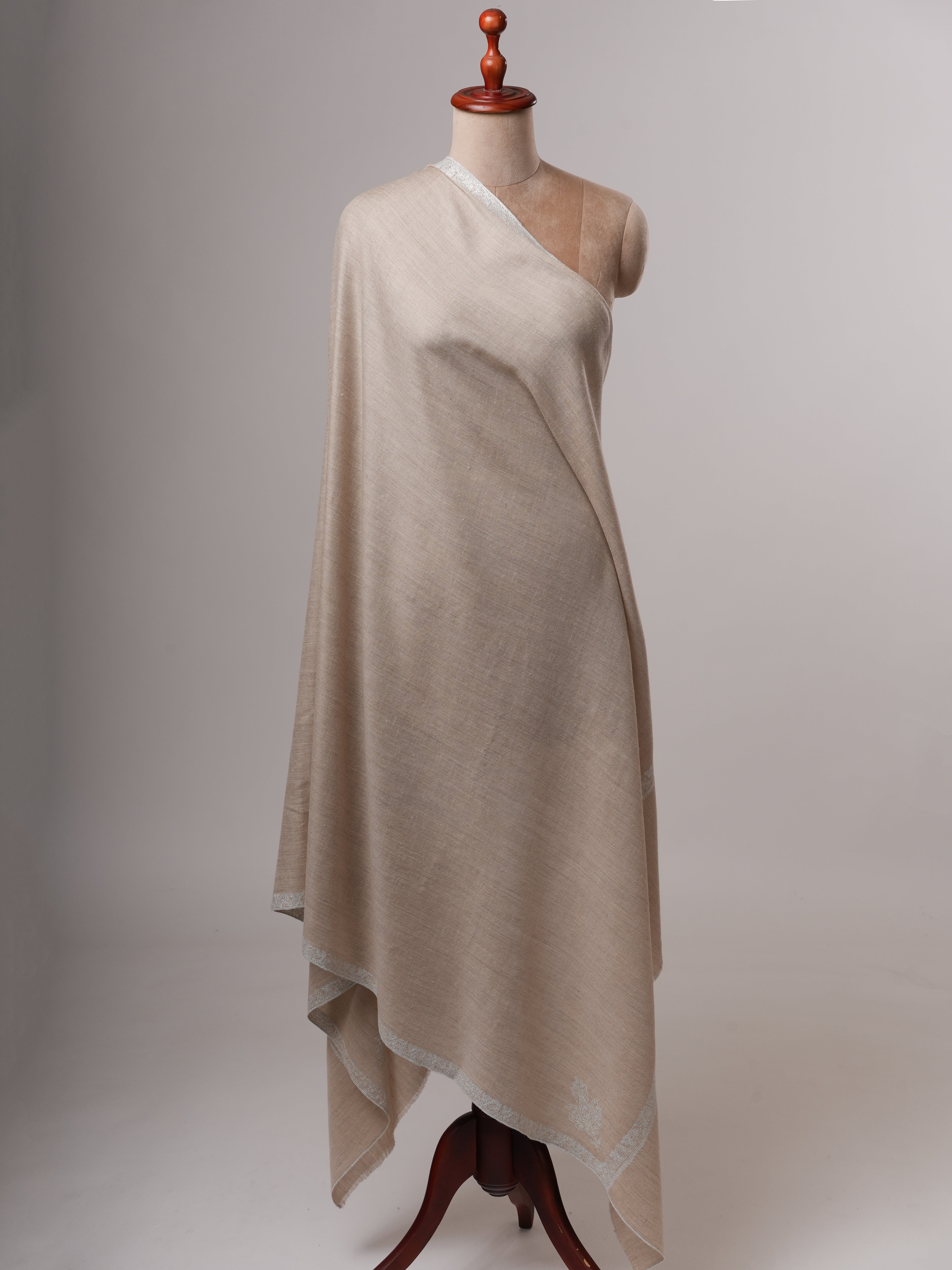 White Sozni Embroidered Pashmina Shawl with Hashia Motifs Shahkaar