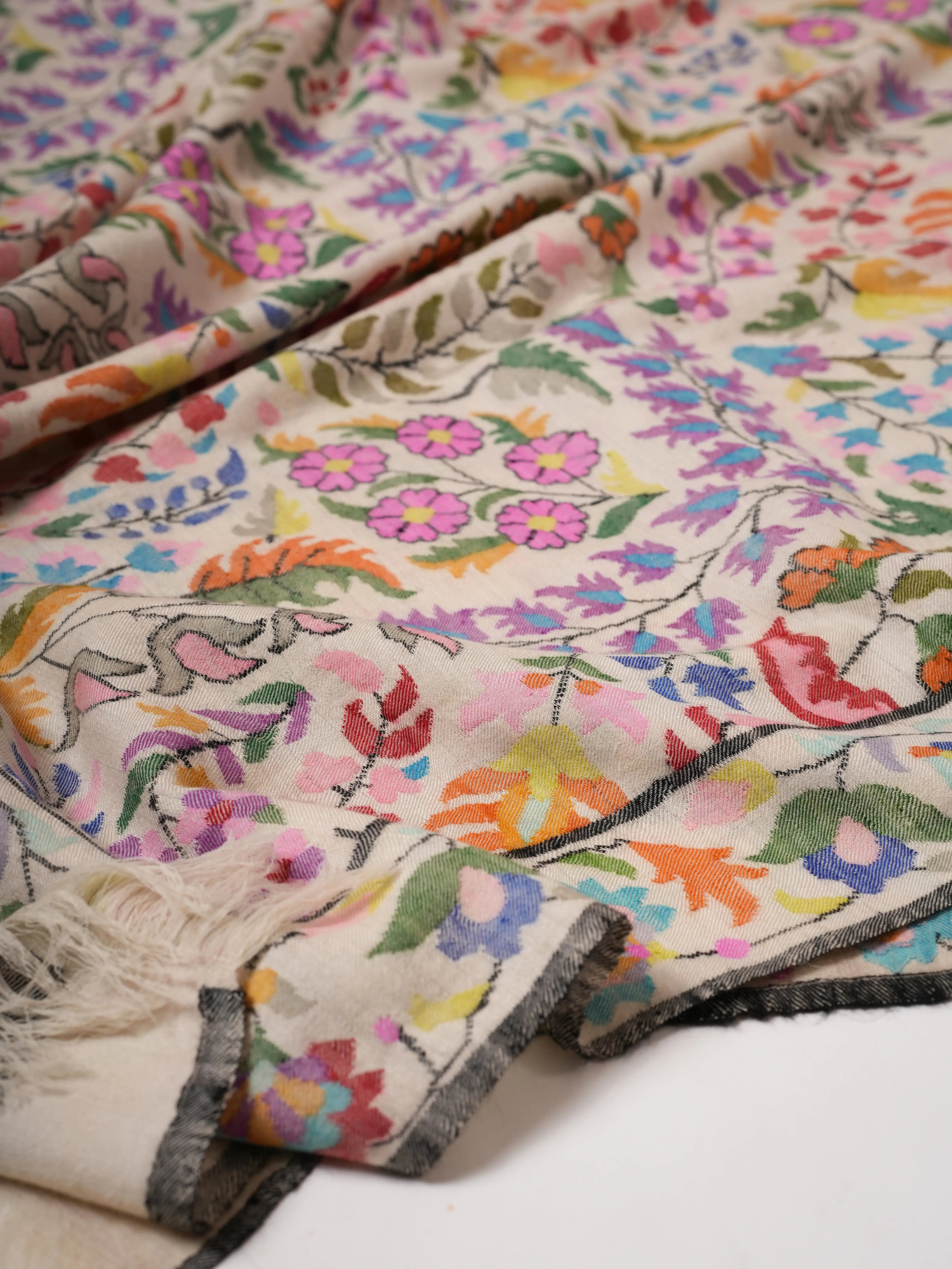 Ivory Authentic Kashmiri Kani Pashmina Shawl Shahkaar