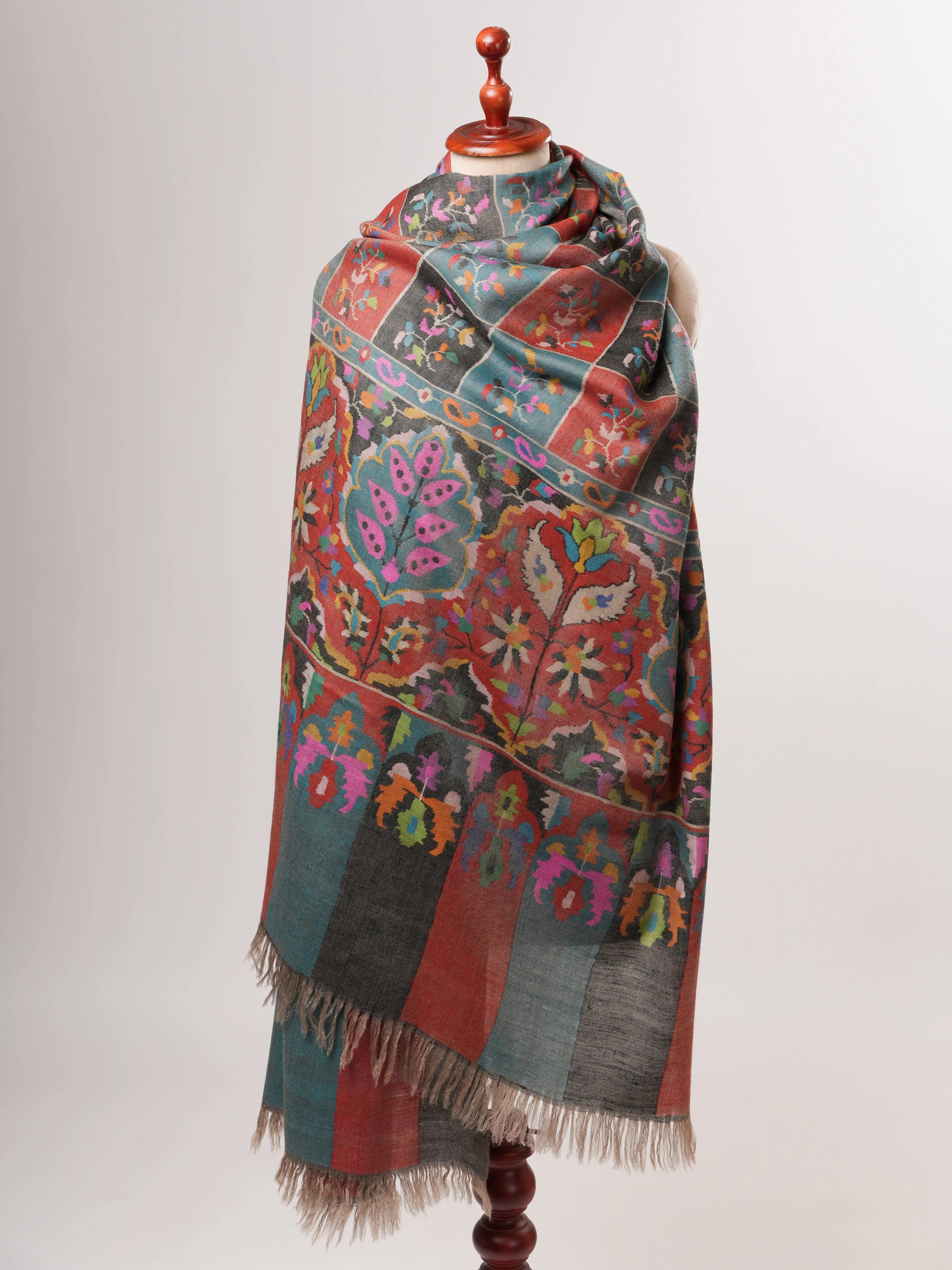 Handloomed Kashmiri Pure Kani Pashmina Shawl Shahkaar