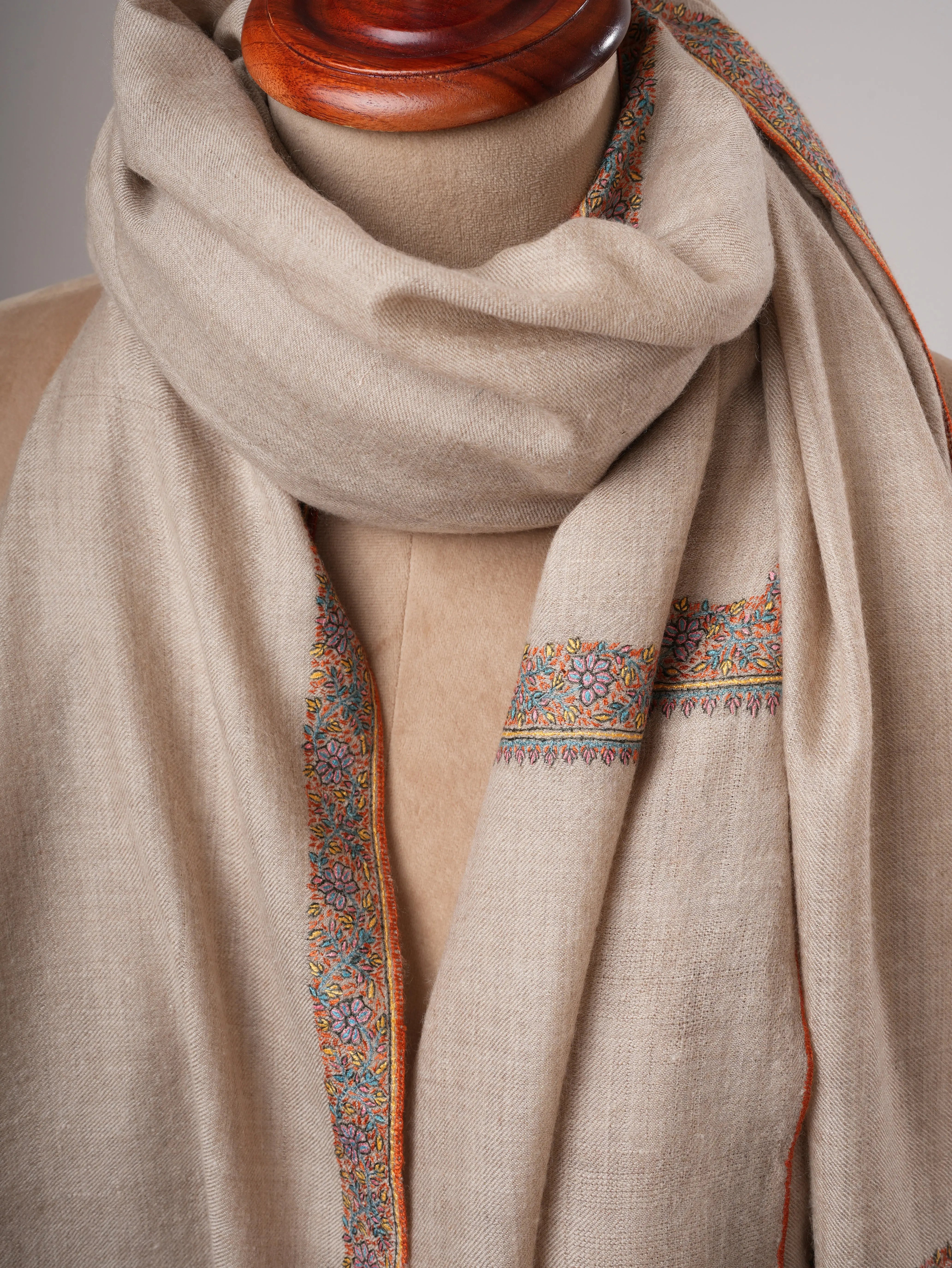 Natural Grey Kashmiri Pashmina Shawl – Hand Embroidered Hashia Border Shahkaar