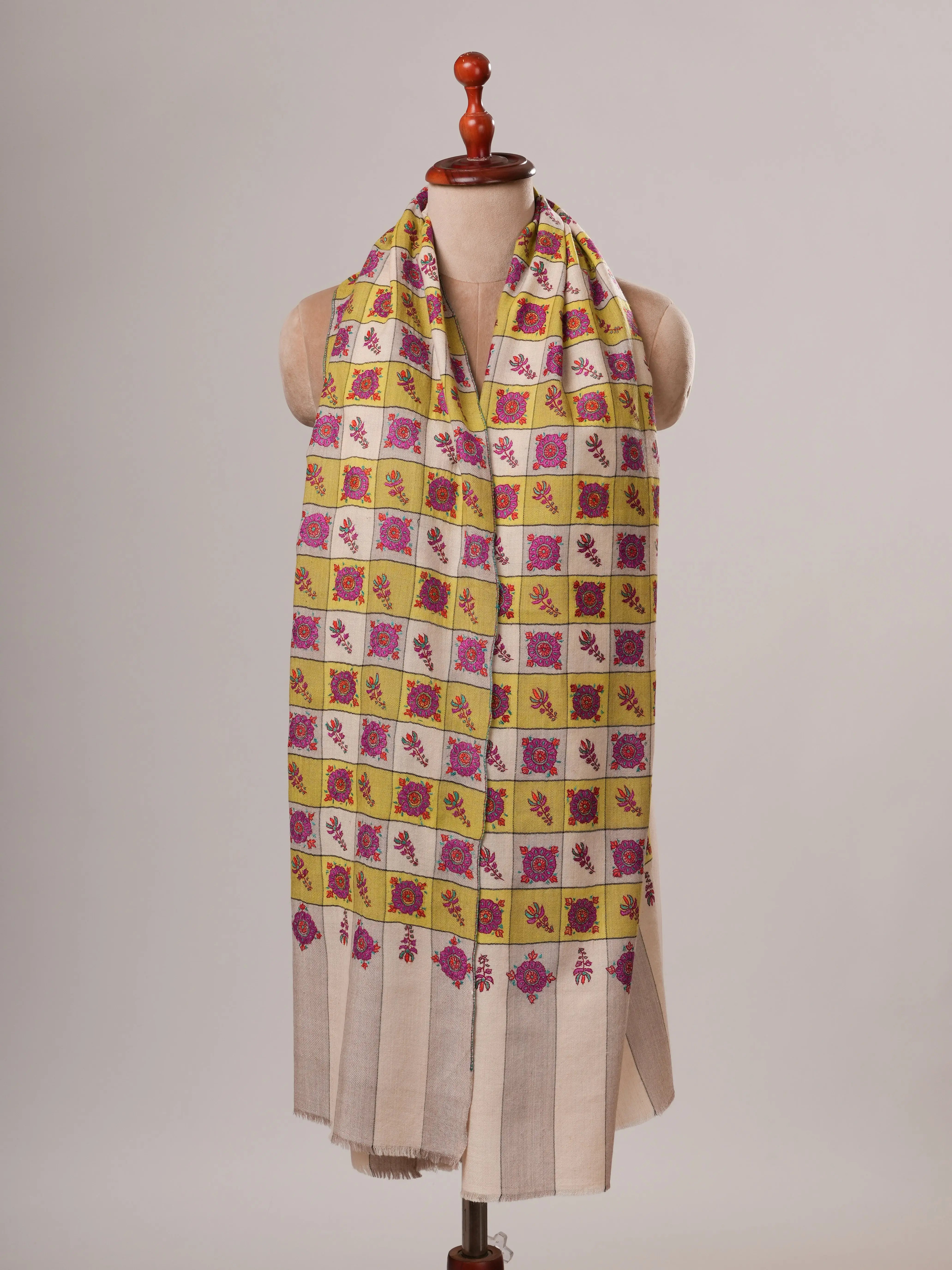 Buteh Hand Embroidered Fine Wool Shawl Shahkaar