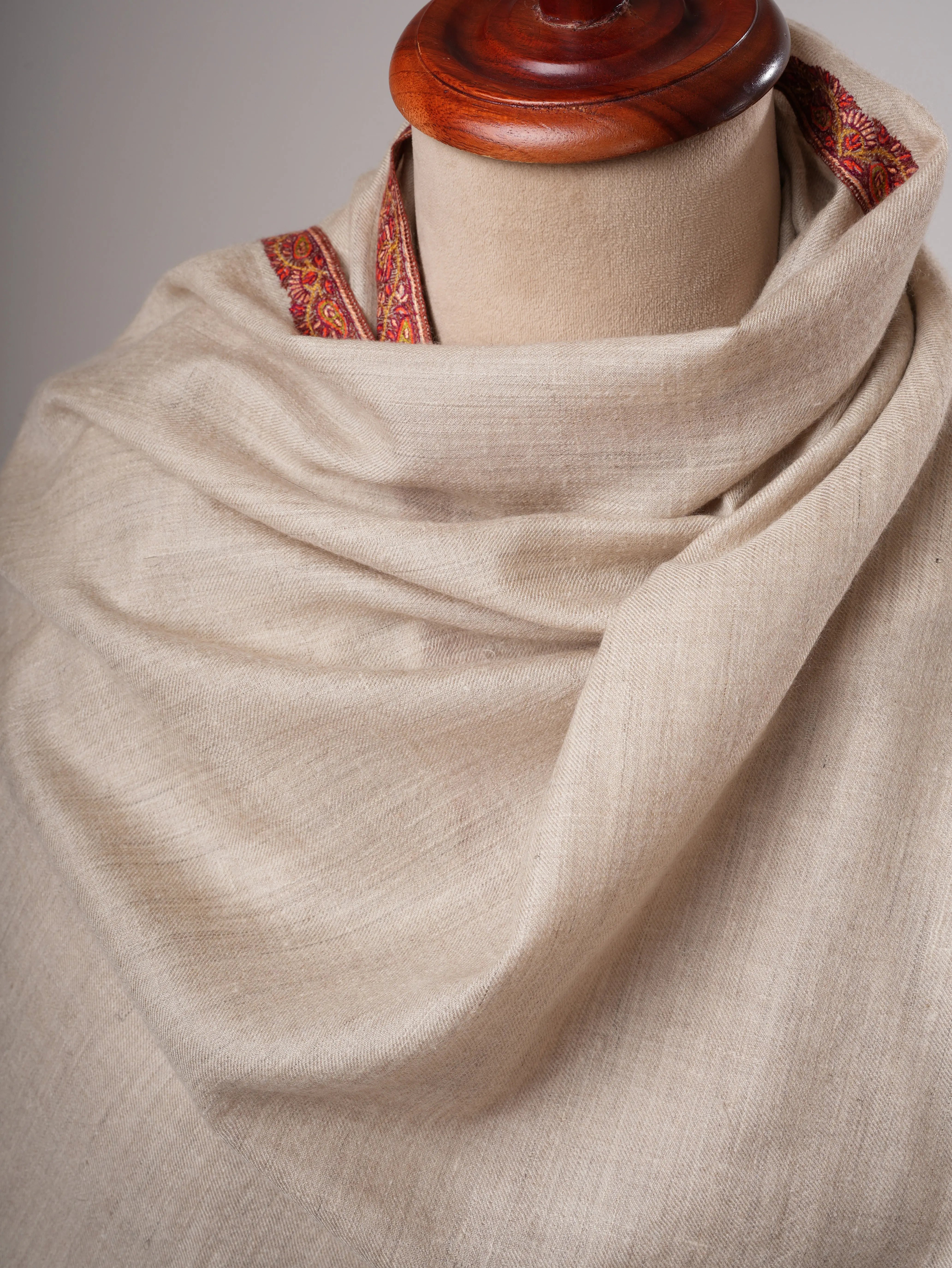 Natural Grey Handwoven Pashmina Shawl – Bail Embroidery Shahkaar