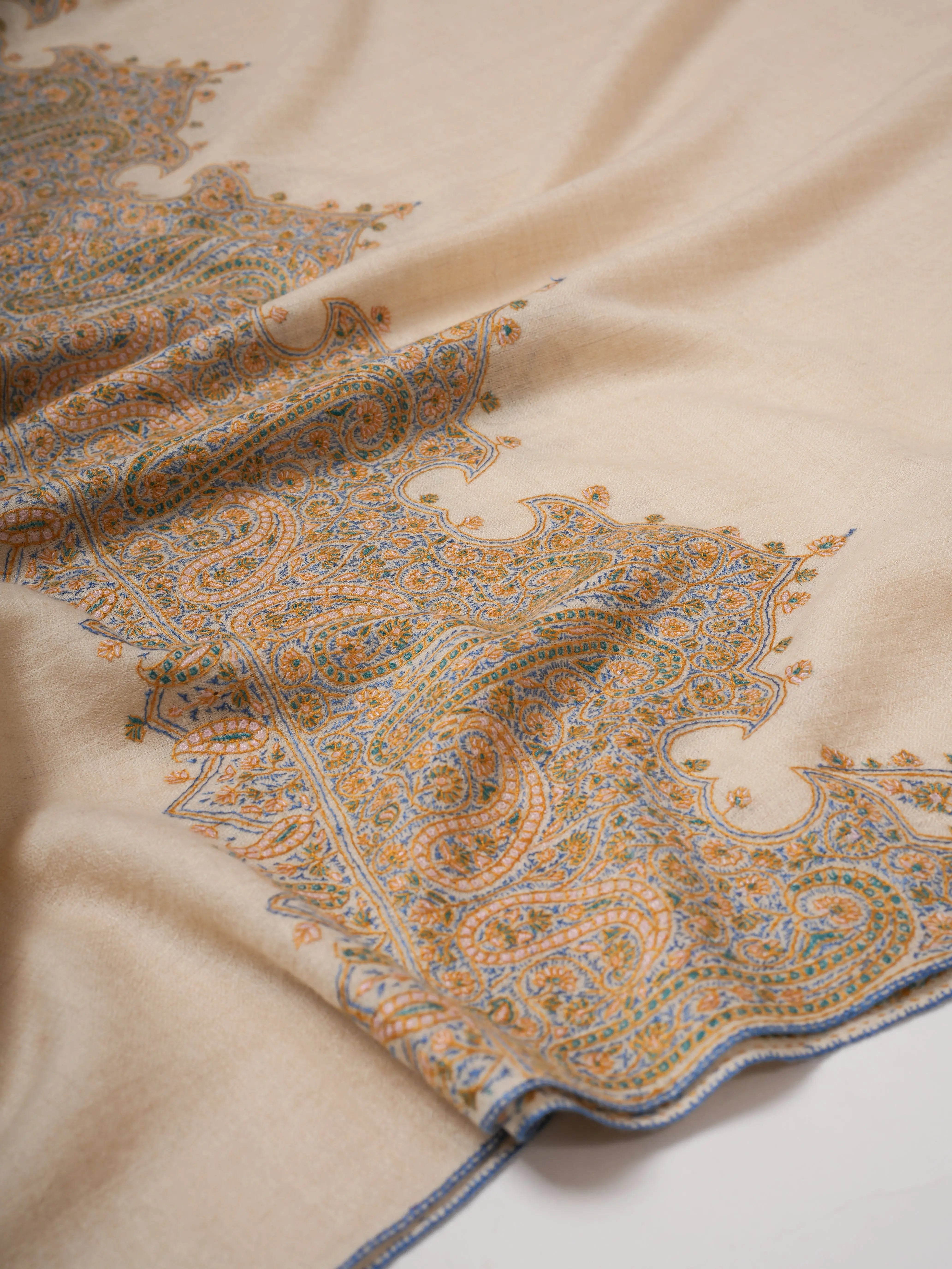 Ivory Kashmiri Pashmina Shawl – Mughal Motif Kalamdaur Embroidery Shahkaar
