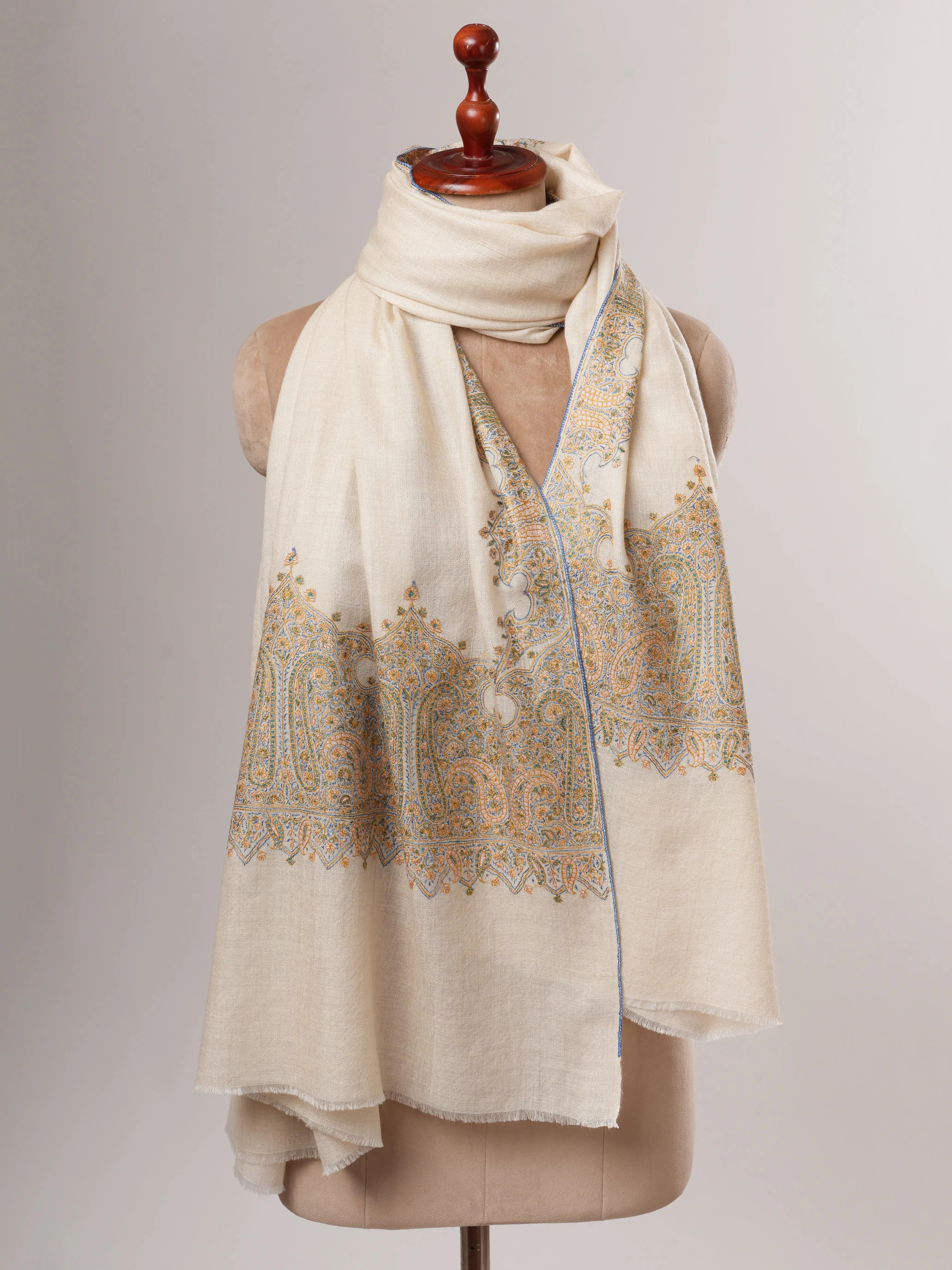 Ivory Kashmiri Pashmina Shawl – Mughal Motif Kalamdaur Embroidery Shahkaar