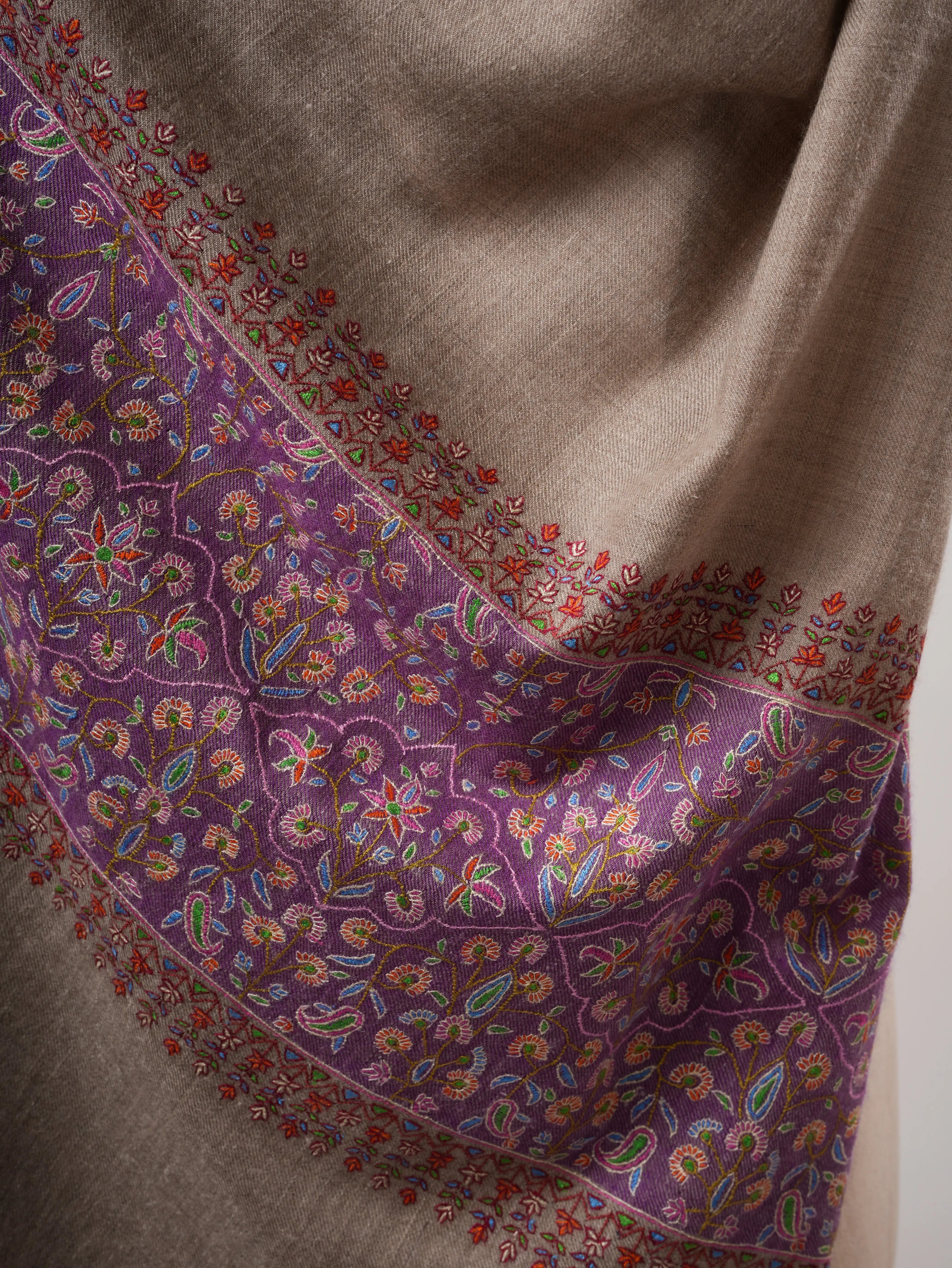 Natural Grey Kashmiri Pashmina Shawl – Palla Purple Sozni Embroidery Shahkaar