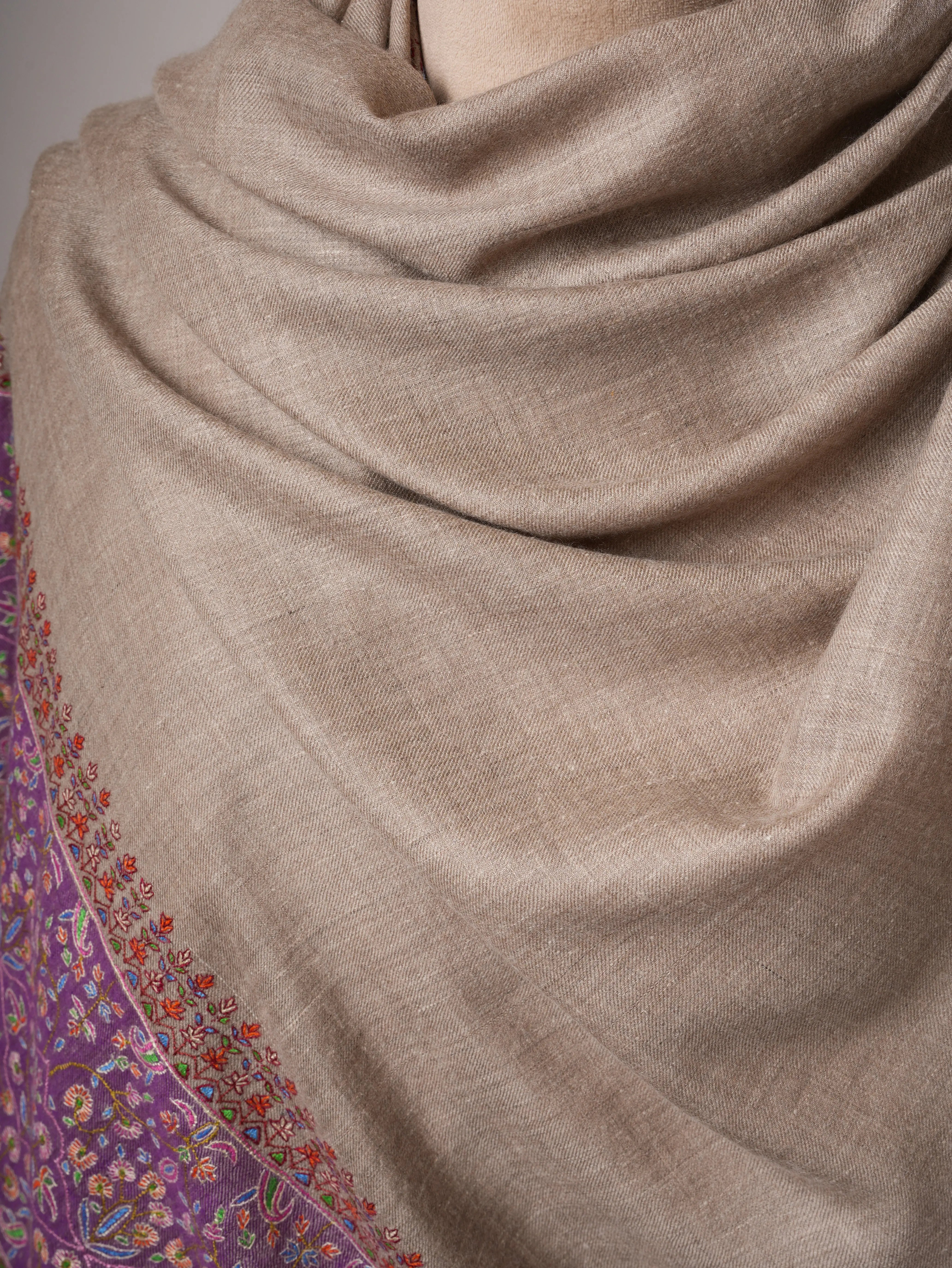 Natural Grey Kashmiri Pashmina Shawl – Palla Purple Sozni Embroidery Shahkaar