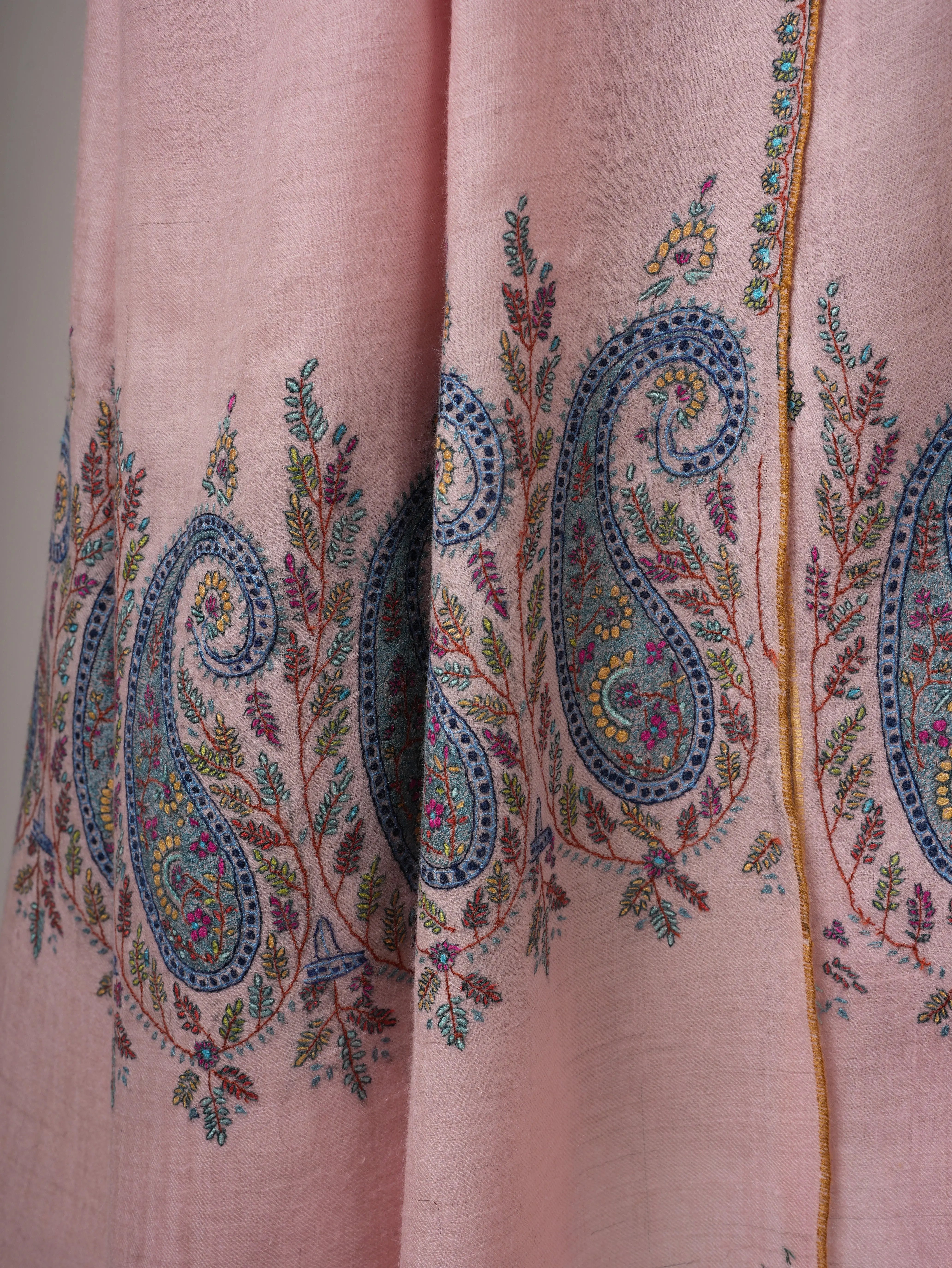 Pink Pashmina Shawl – Hand-Embroidered Paisley Palla Design Shahkaar