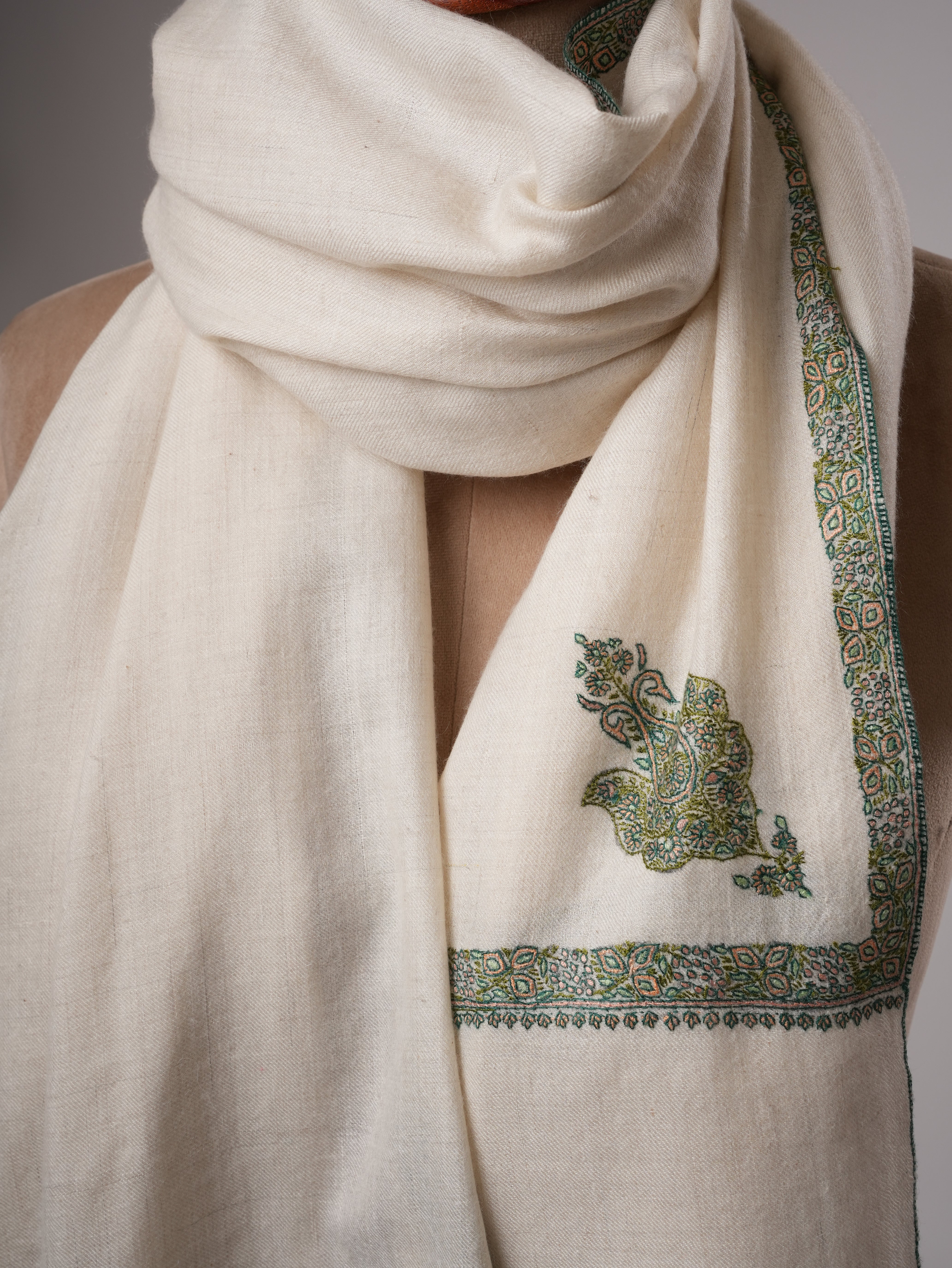 Hashia Sozni Embroidered Shahkaar Pashmina Shawl Shahkaar