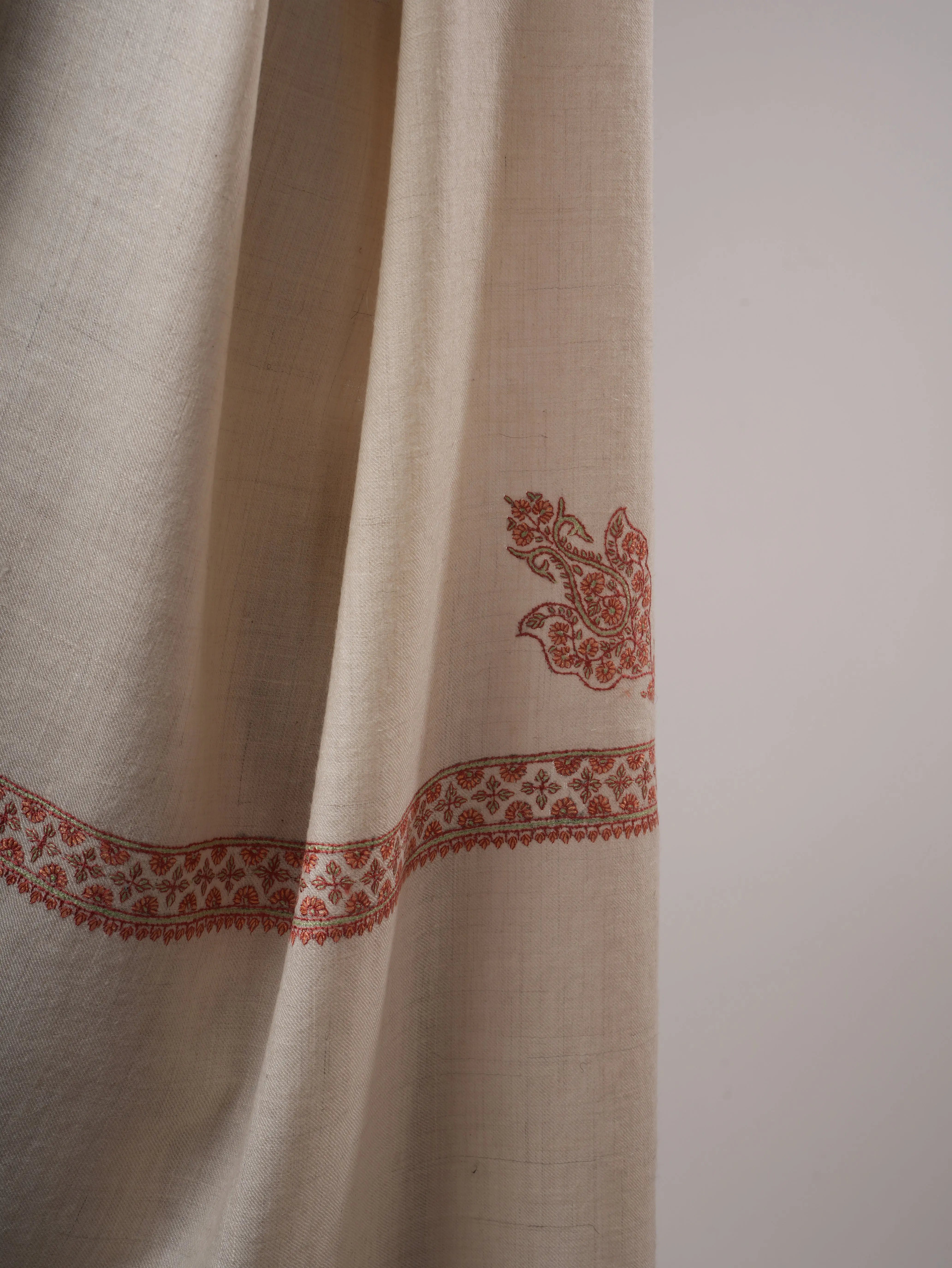 Natural Ivory Baby Soft Kashmiri Pashmina Shawl – Hand Embroidered Hashia Border Shahkaar