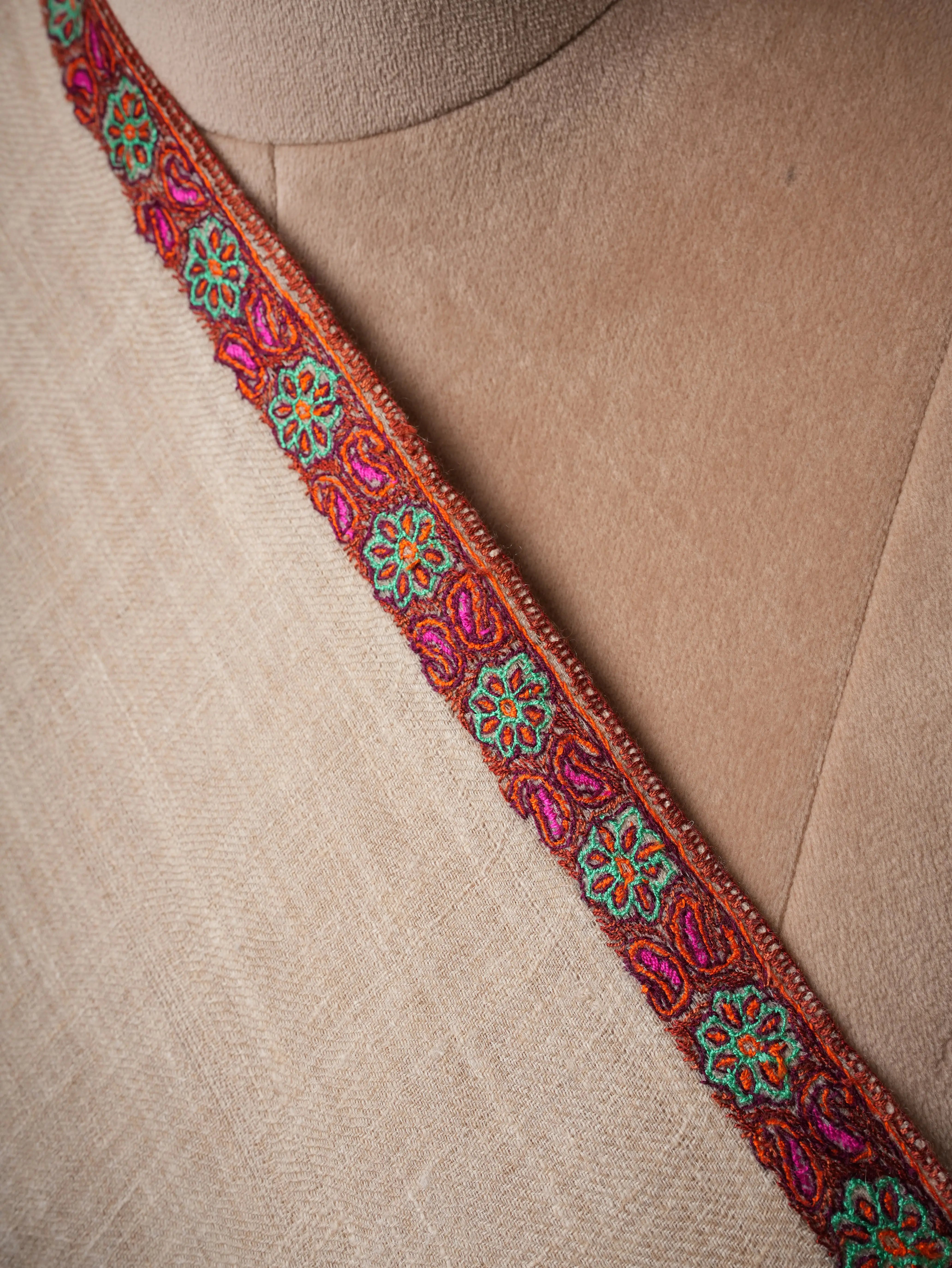 Off-White Pure Cashmere Scarf with Hashia Sozni Embroidery Shahkaar